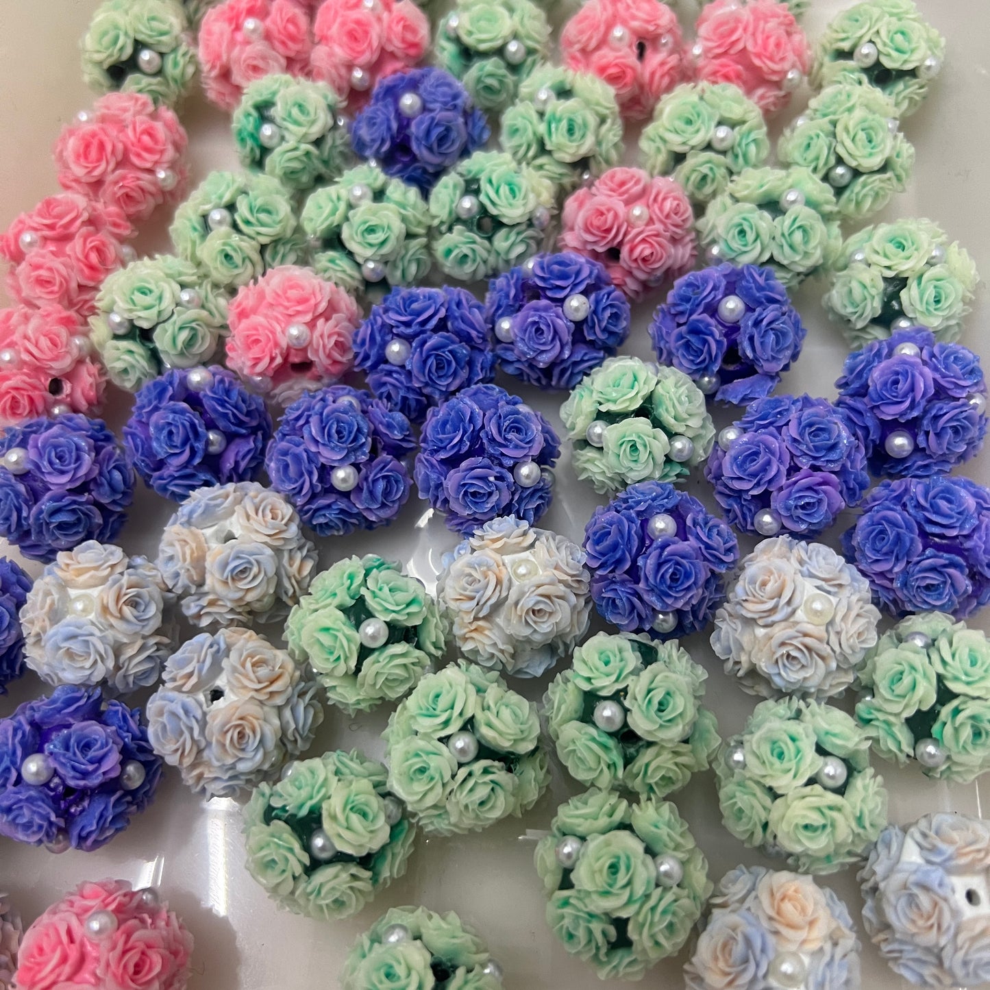 20mm hard flower with Pearl random mixed