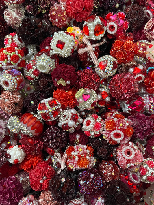 Beaded beadablea lot of colors collection beads mix multi styles fancy beads and flower beadscombination,random mix,please noted those are mixed with fancy beads and flower beads
