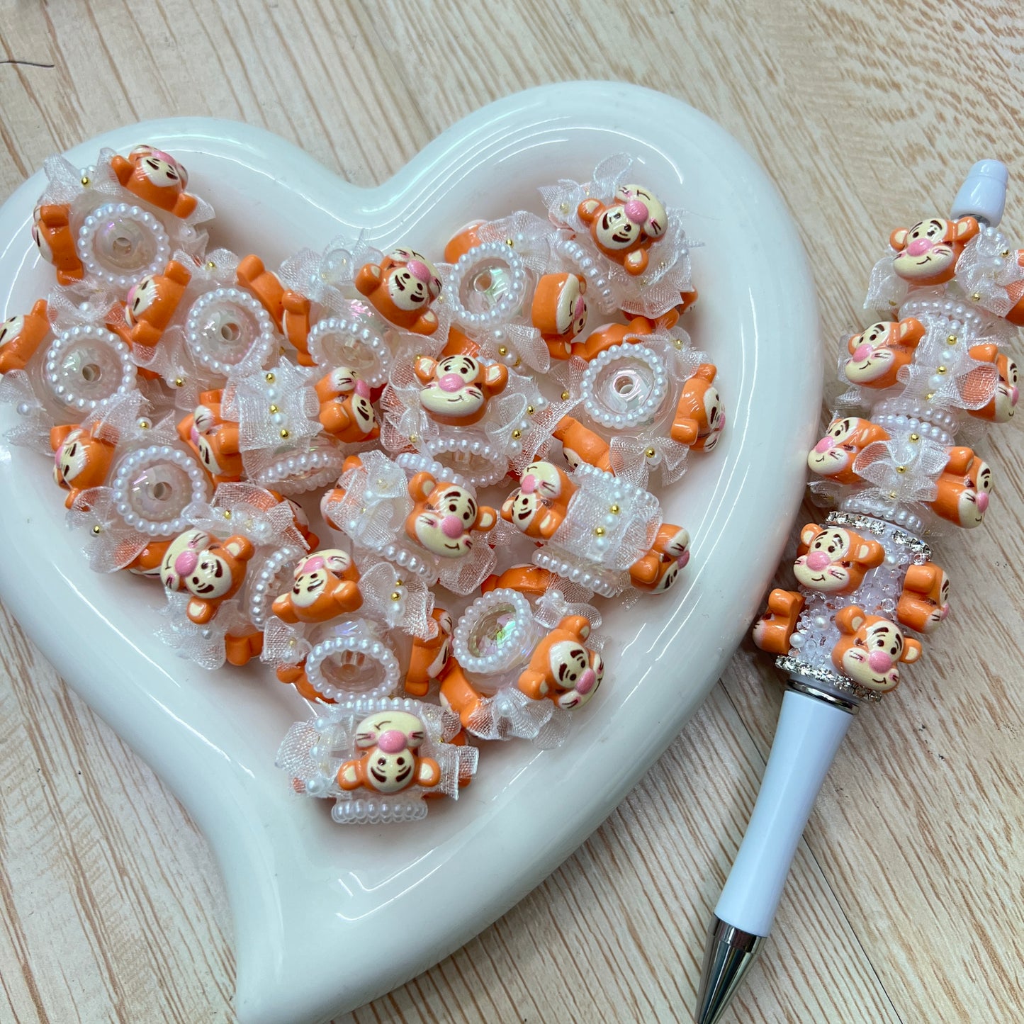 fancy bead acrylic base bead ornaments with lacy textile character beads cartoon bead friends bead figure