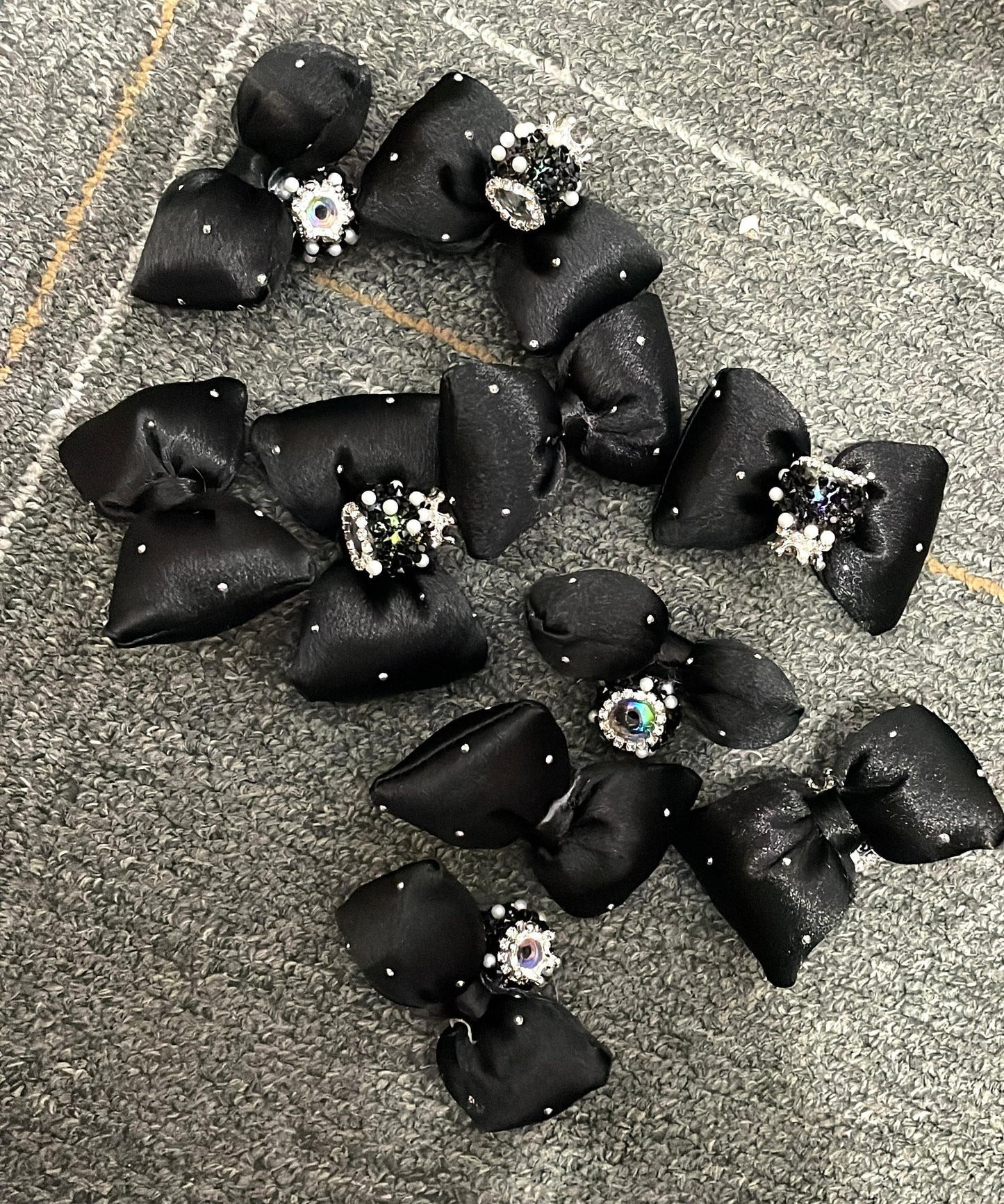 textile fabrica with crown bead fancy bead silk bow pillow fancy bead craft with crown organza silk finishing bow ,ornament with pearl and sugar stone, delicate handcraft ,randon mix color