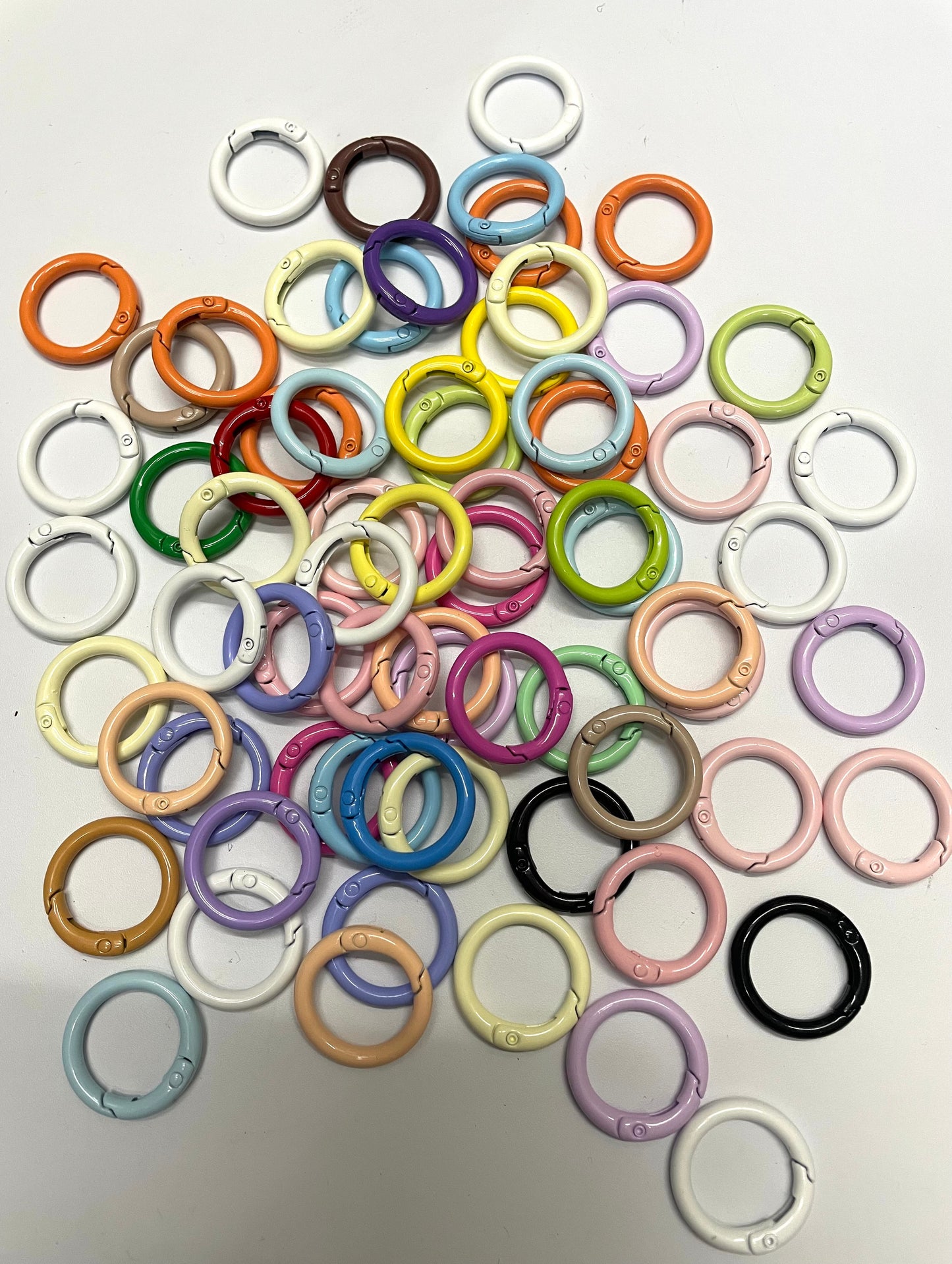 Metal Glossy Multicolor keychain link circles,23mm and 25mm