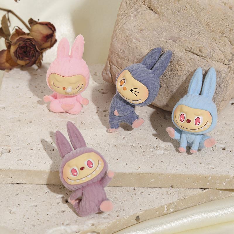 yoga labubu Cute mini doll noctilucent Pen Toppers
