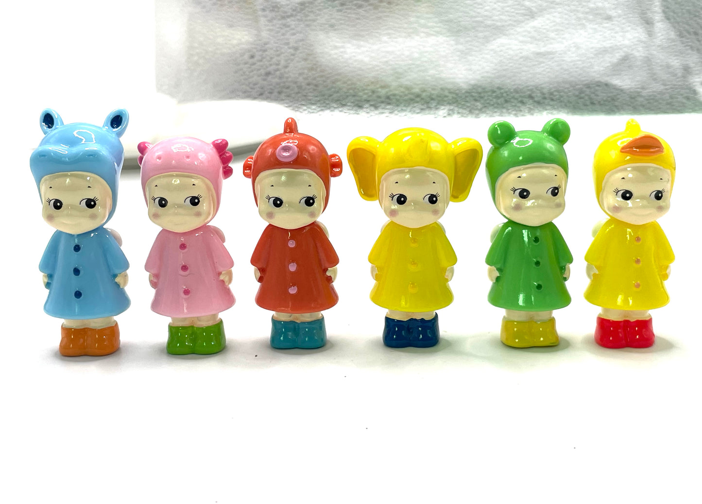 Pen Toppers sony angel Acrylic Scale figure Ornament Animal-shaped figurines rain coat rainy day