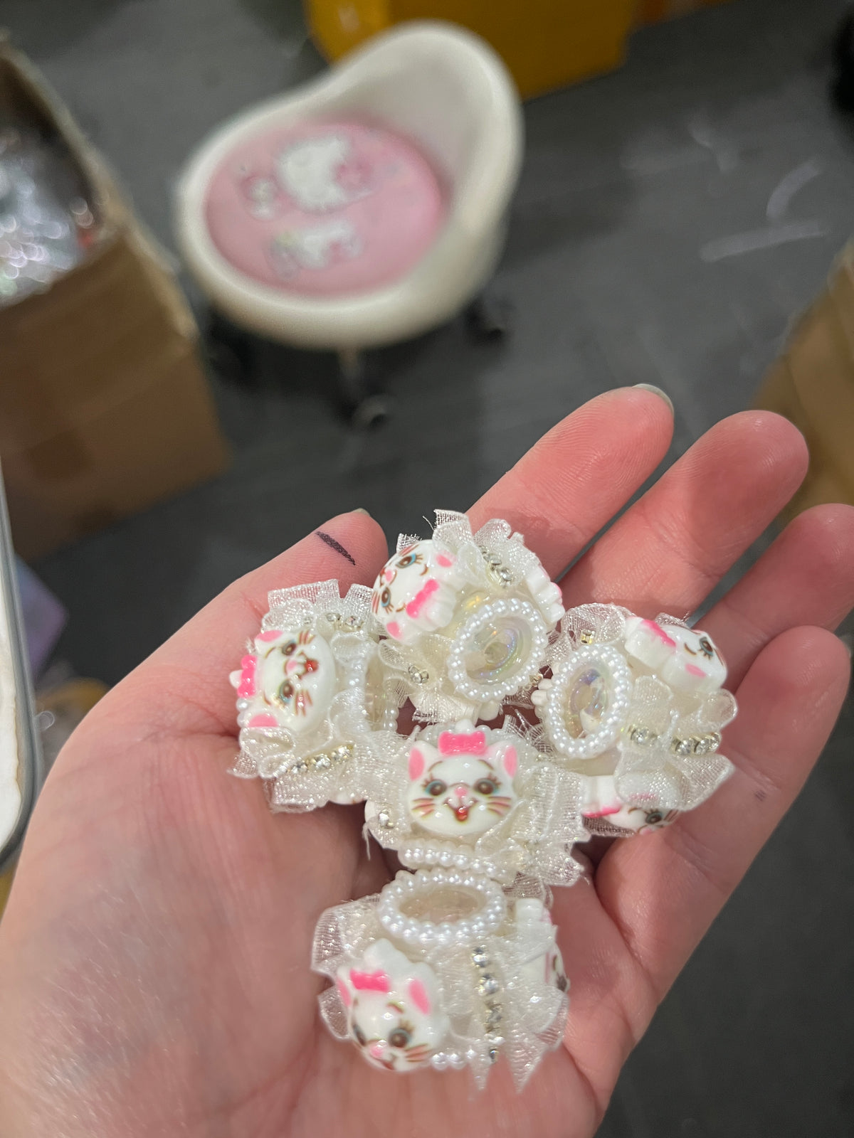 fancy bead acrylic base bead ornaments with lacy textile character beads cartoon bead friends bead figure