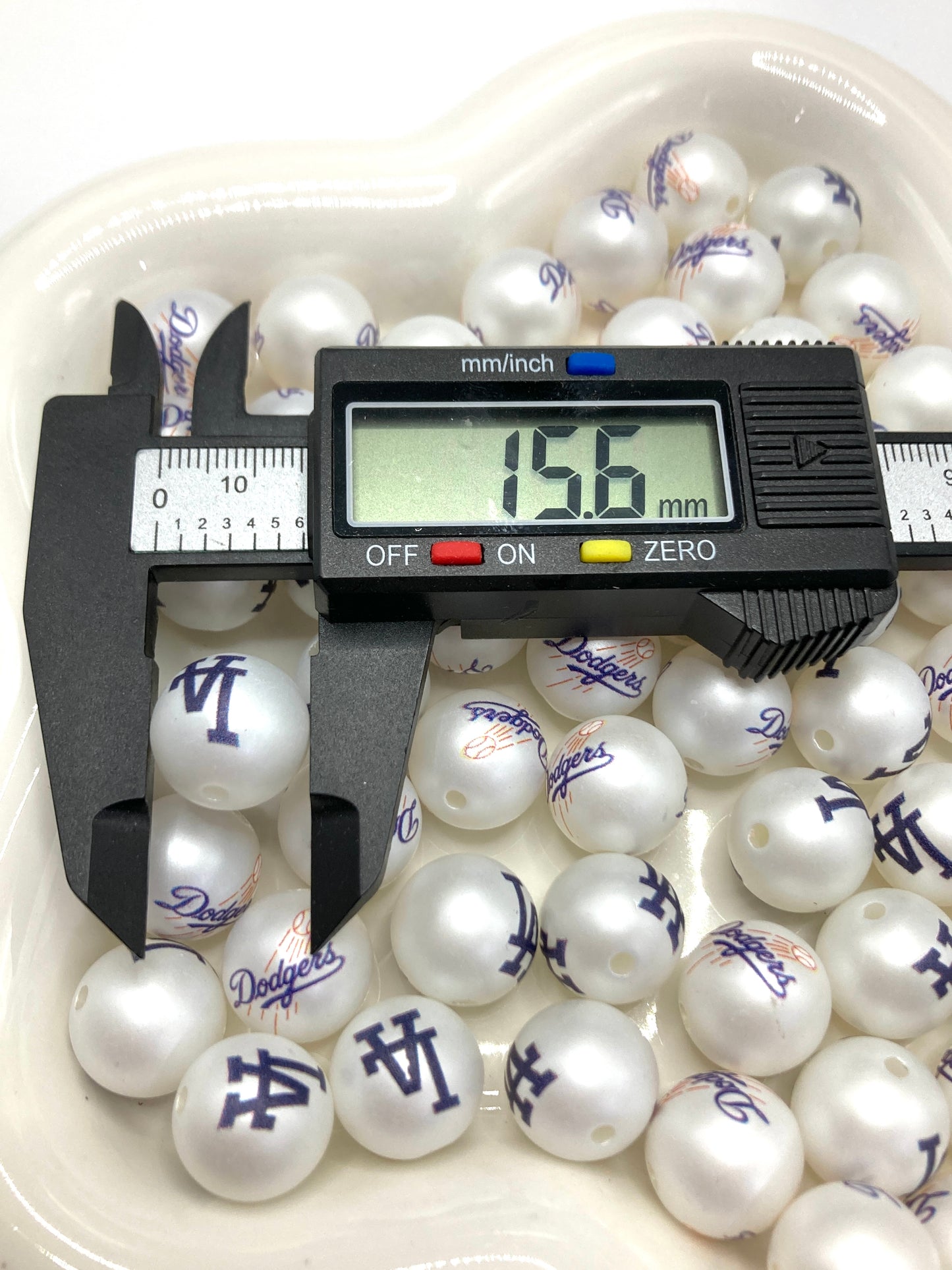 Acrylic beads LA logo DIY Beading Team emblem 16mm