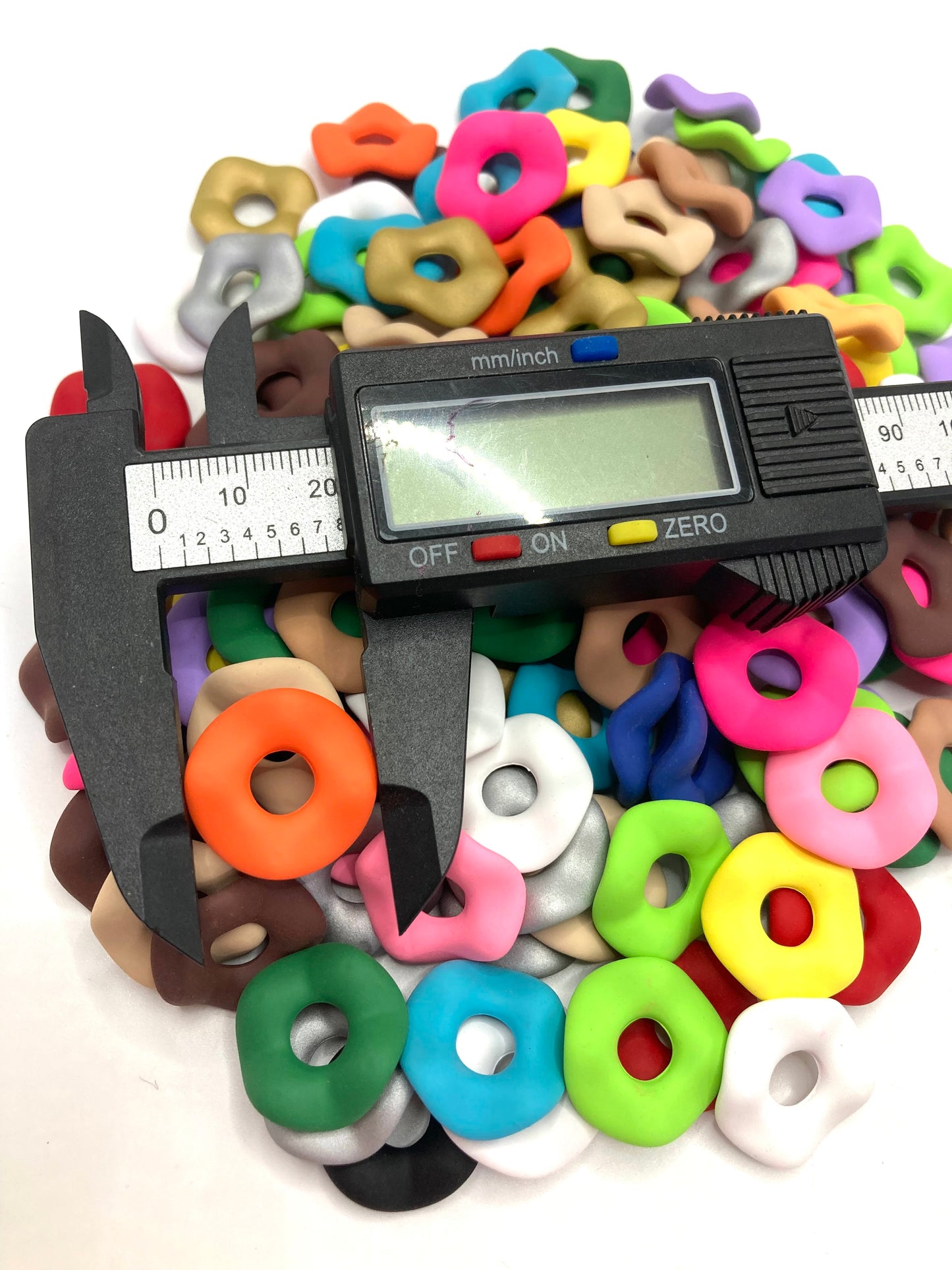 Matt Frosted Wave Shape Acrylic Spacer Beads And Solid Color,Random Mix,20mm