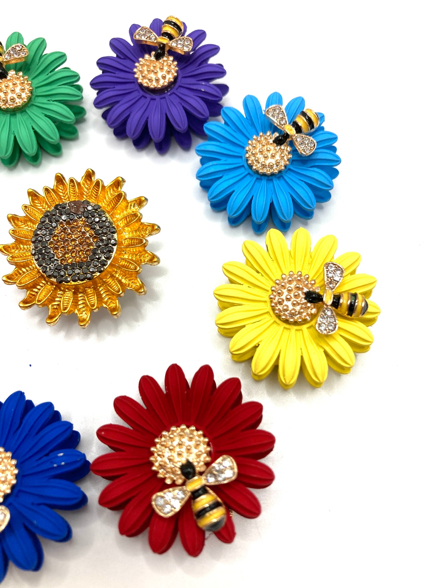 Beaded beads Bees, flowers, beads Metal beads Metal flower bee alloy beaded necklace