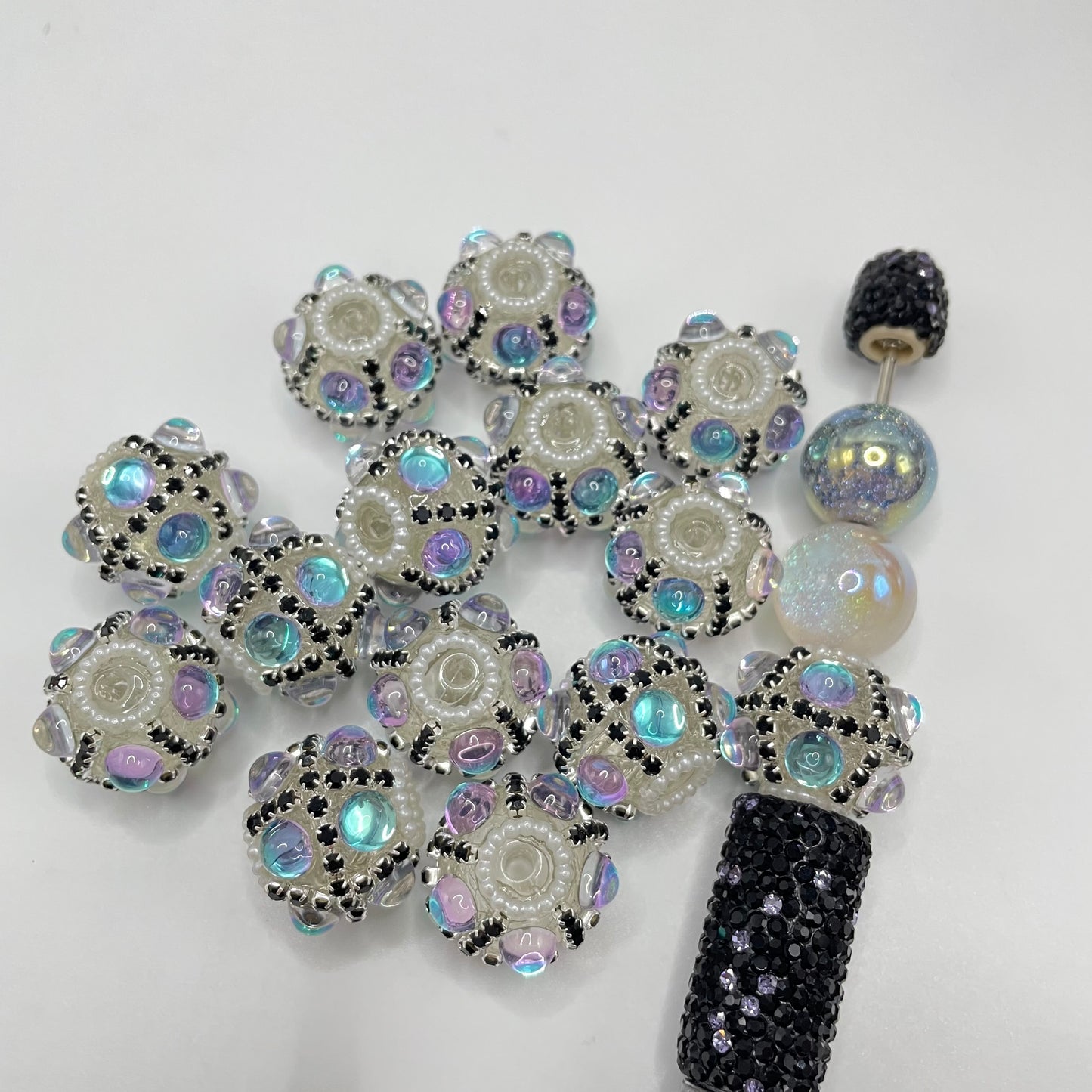 Bubble bead with chain fancy beads