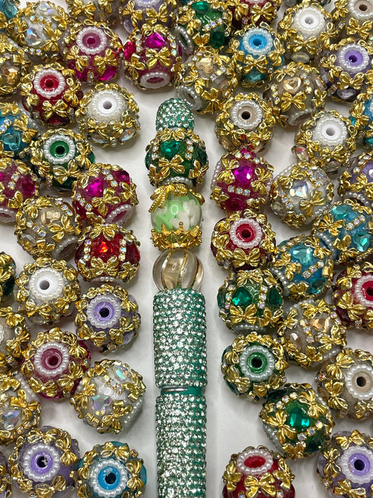 Beaded beadable Fancy Beads Golden bow beads ornaments with heart shaped stone Golden Rhinestone Chain Colorful Glass Heart Clay beads 18mm Random Mix