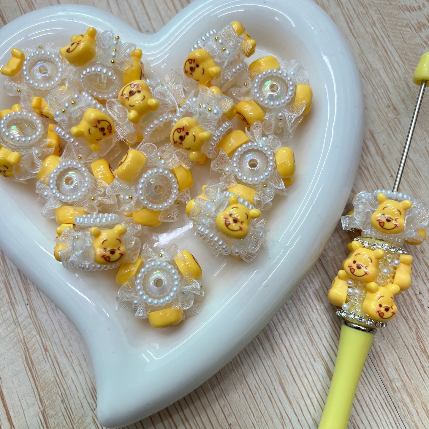 fancy bead acrylic base bead ornaments with lacy textile character beads cartoon bead friends bead figure
