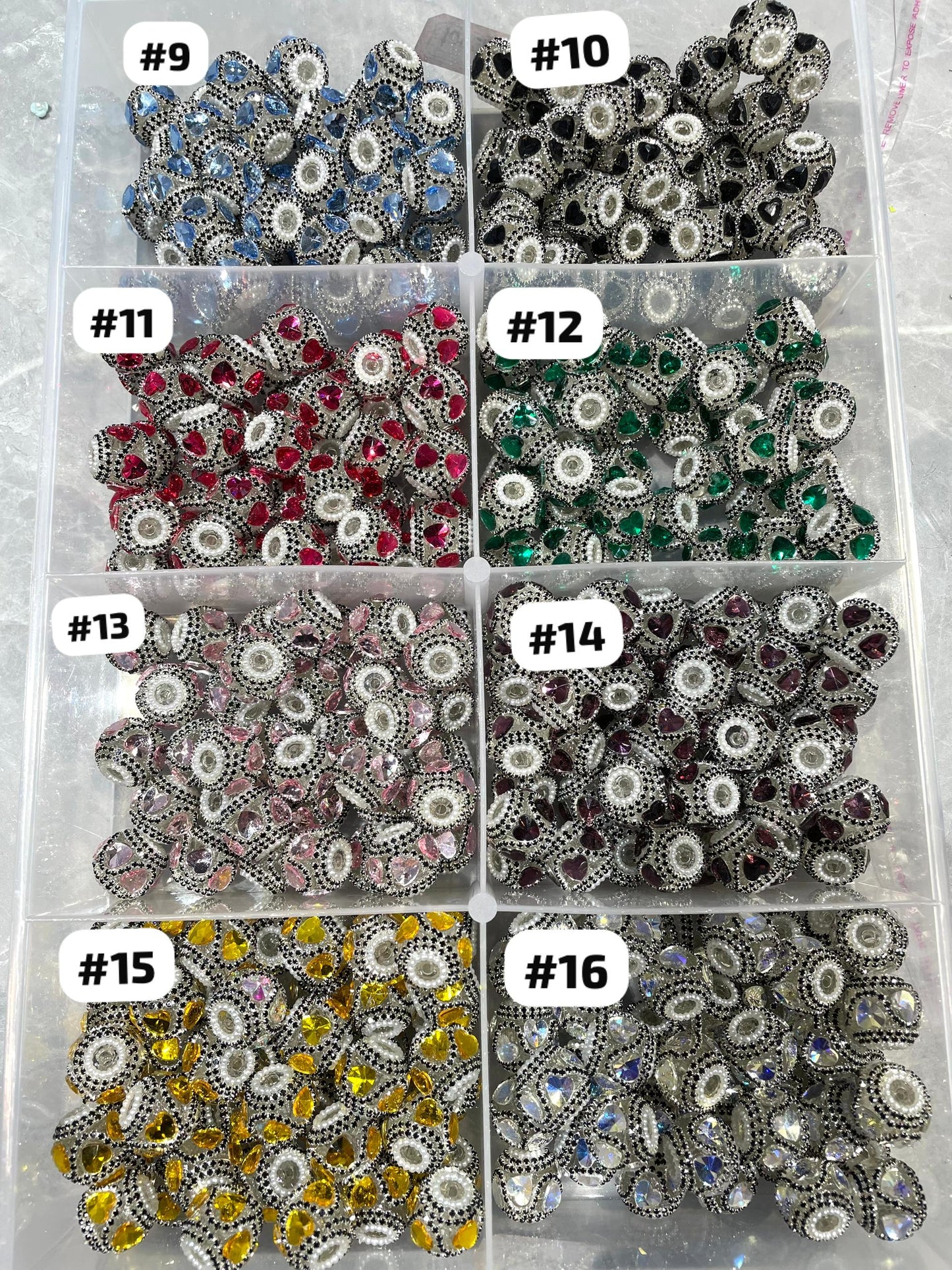 Beaded beadable clear transparent base acrylic fancy bead with crystal heart and black rhinestone chain and white color pearl ring