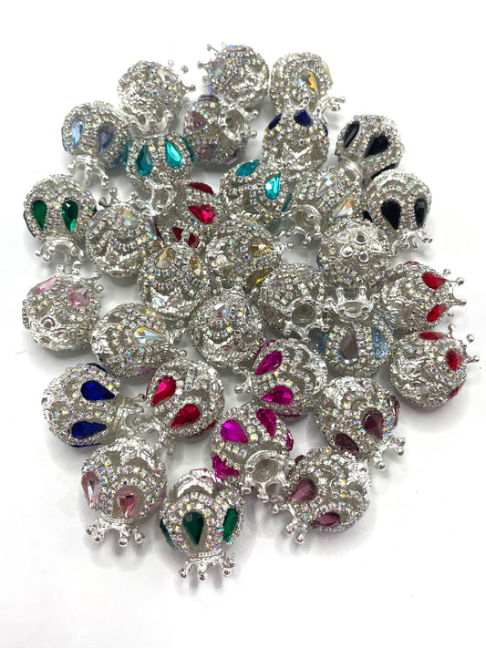 Fancy Beads Rhinestone Crown The chain is wrapped around. Precious beads Random Mix