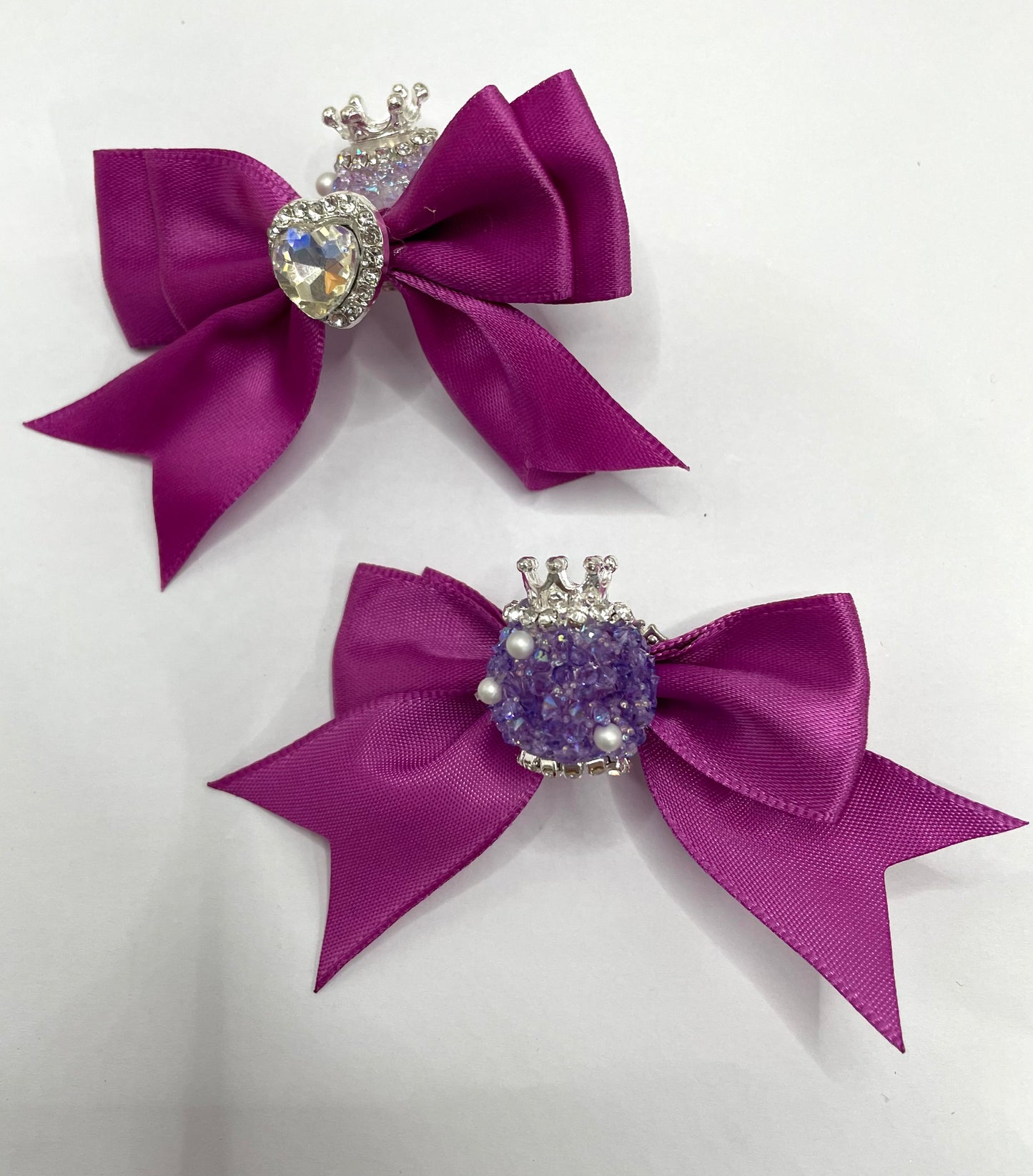 textile fabrica bow with crown bead fancy bead craft with crown ornament with bow satin ribbon knot,ornament with pearl and sugar stone, delicate handcraft ,randon mix color