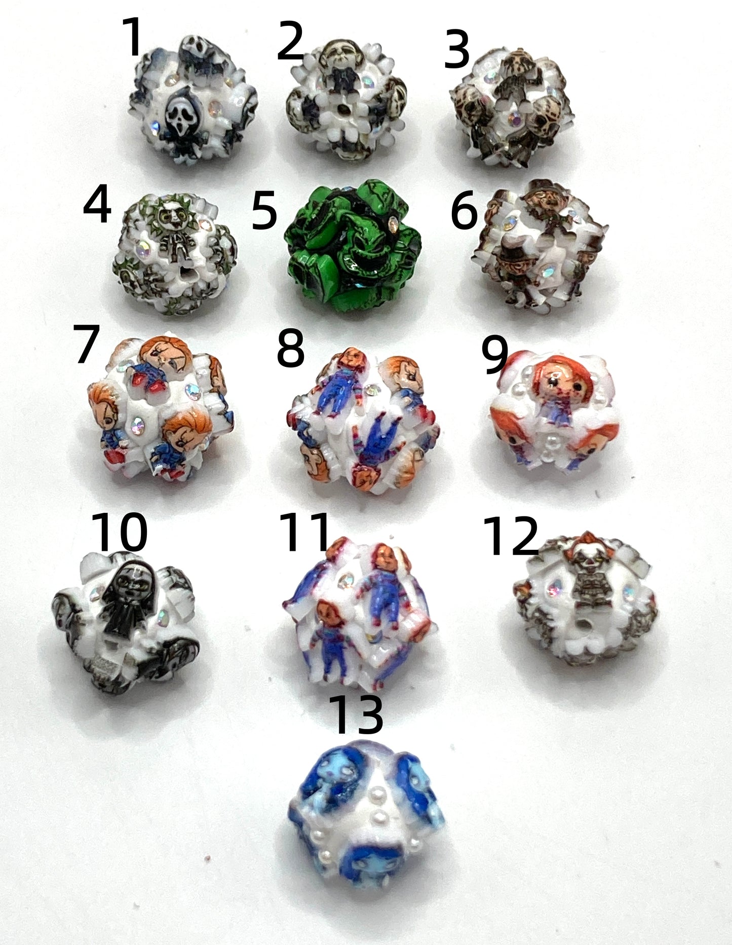 grinch Puppet beads Horror Terrible The protagonist of a horror movie Acrylic water droplet bead string jewelry Halloween Series Random Mix
