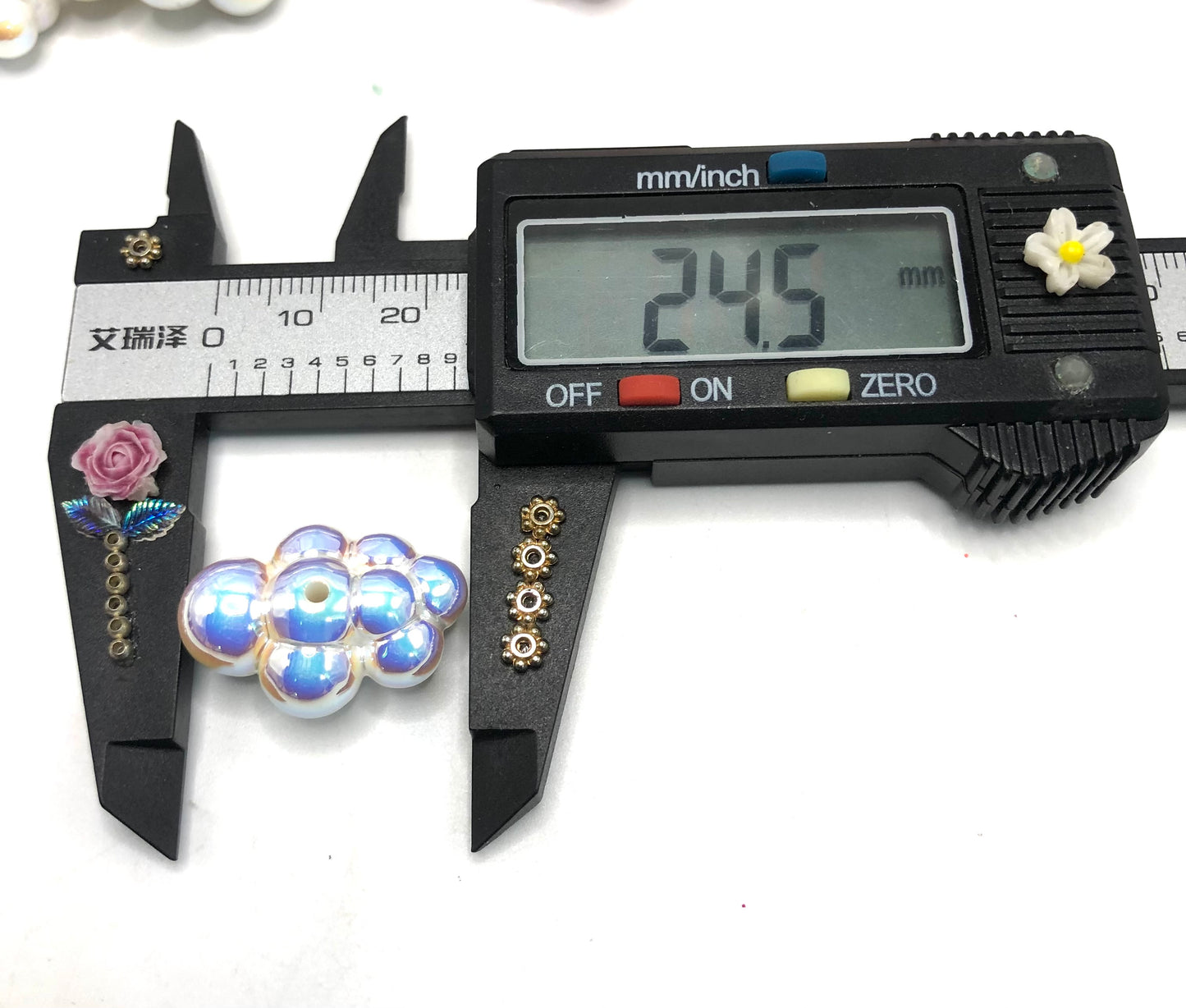 UV Acrylic clouds cloud shape cloud bead small random mix ,diy bead diy pens