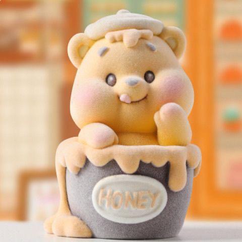 Winnie Pooh honey sweet time fuzzy flocked ,whole set,blind box pen topper figure character