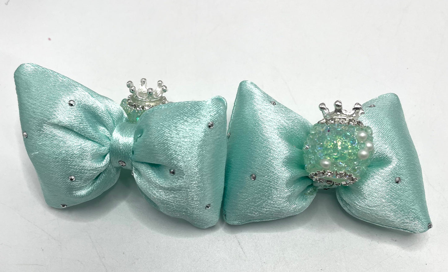 textile fabrica with crown bead fancy bead silk bow pillow fancy bead craft with crown organza silk finishing bow ,ornament with pearl and sugar stone, delicate handcraft ,randon mix color