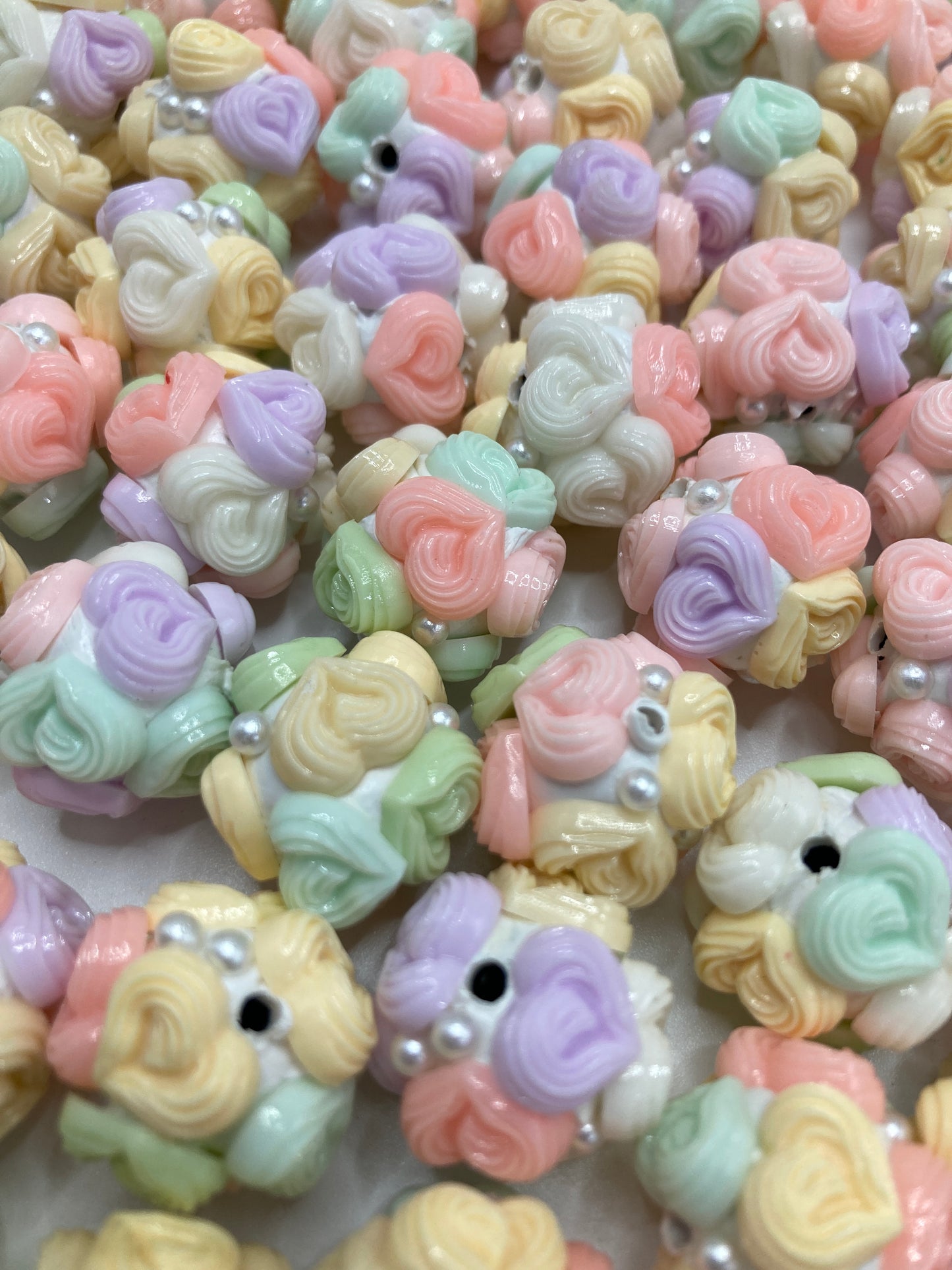 Acrylic beads Cream heart beads Multicolored cream color-changing heart-shaped pearl DIY beads Colored flowers