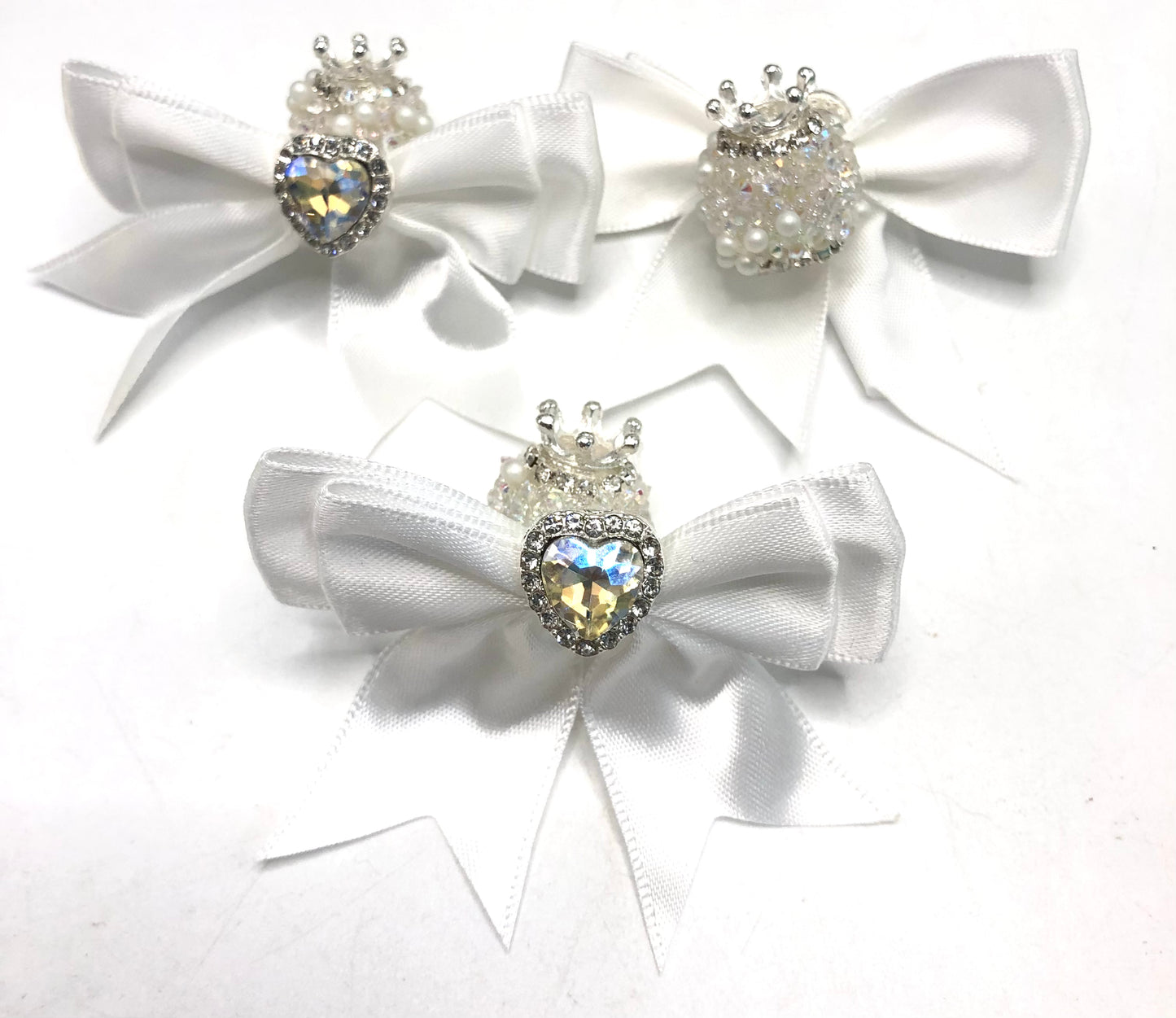 textile fabrica bow with crown bead fancy bead craft with crown ornament with bow satin ribbon knot,ornament with pearl and sugar stone, delicate handcraft ,randon mix color