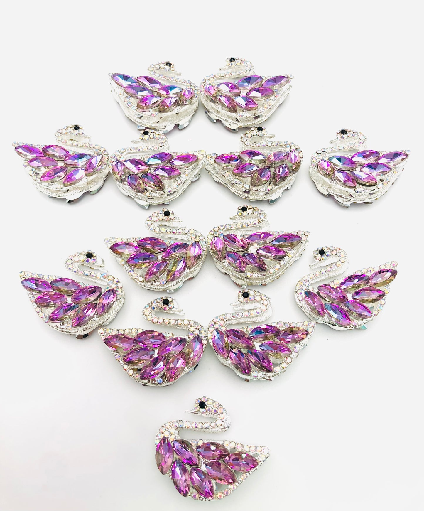 Fancy Metal Swan Swan with gemstone and metal base combination 35mm Random Mix