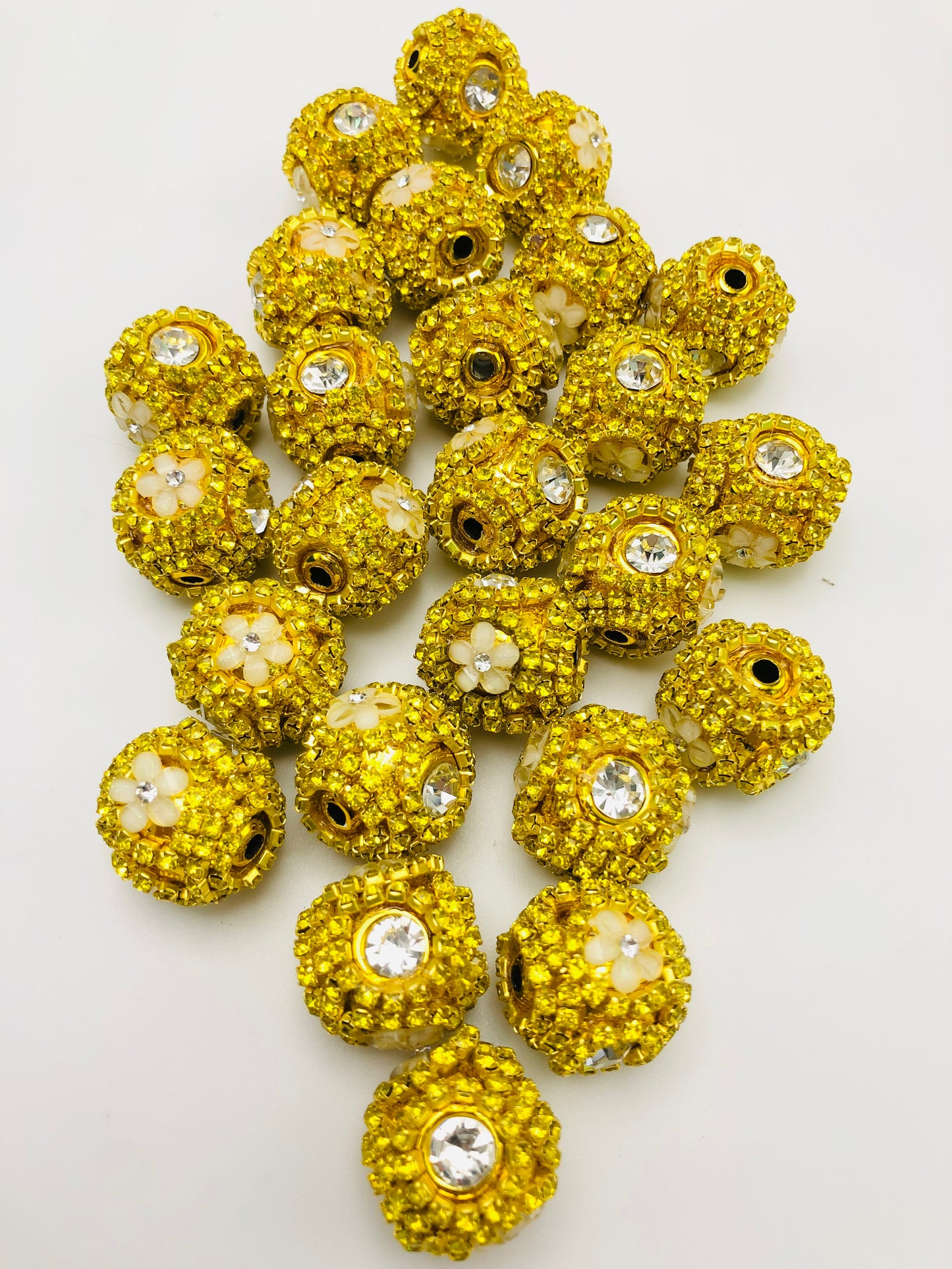 acrylic Flower Chain wrapped acrylic with drill Bead multicolored 18mm Random Mix