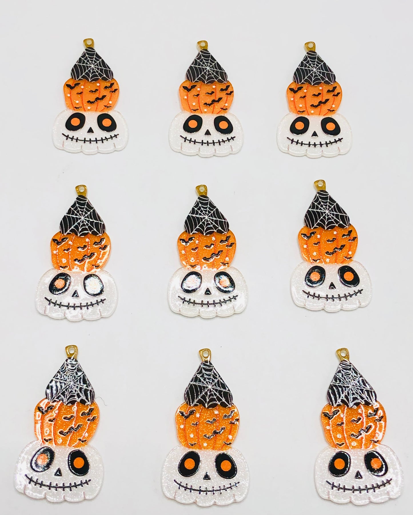 Halloween series Akli Halloween cartoon punching Pendant charm Random Mix (with hole)