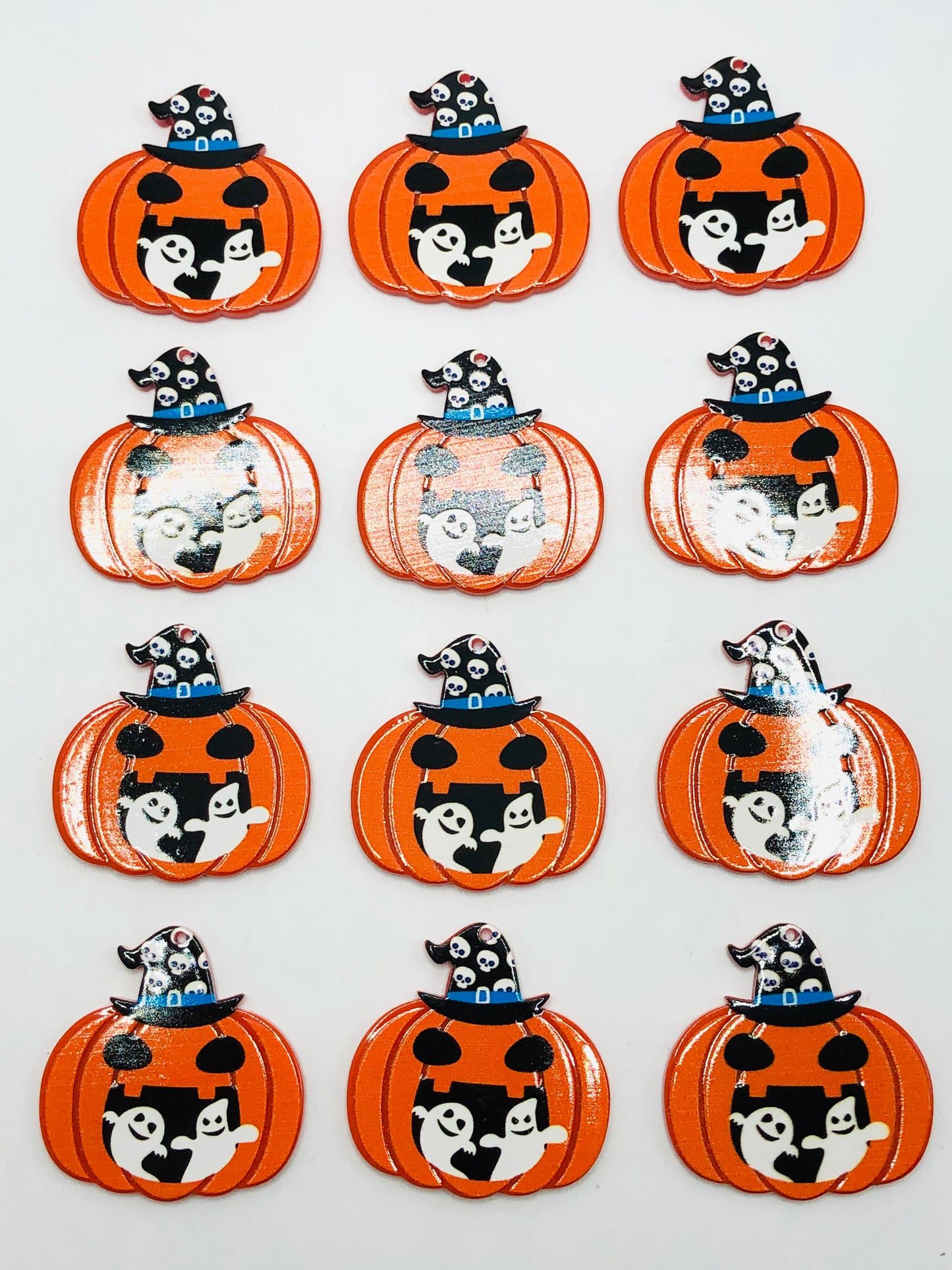 Halloween series Akli Halloween cartoon punching Pendant charm Random Mix (with hole)