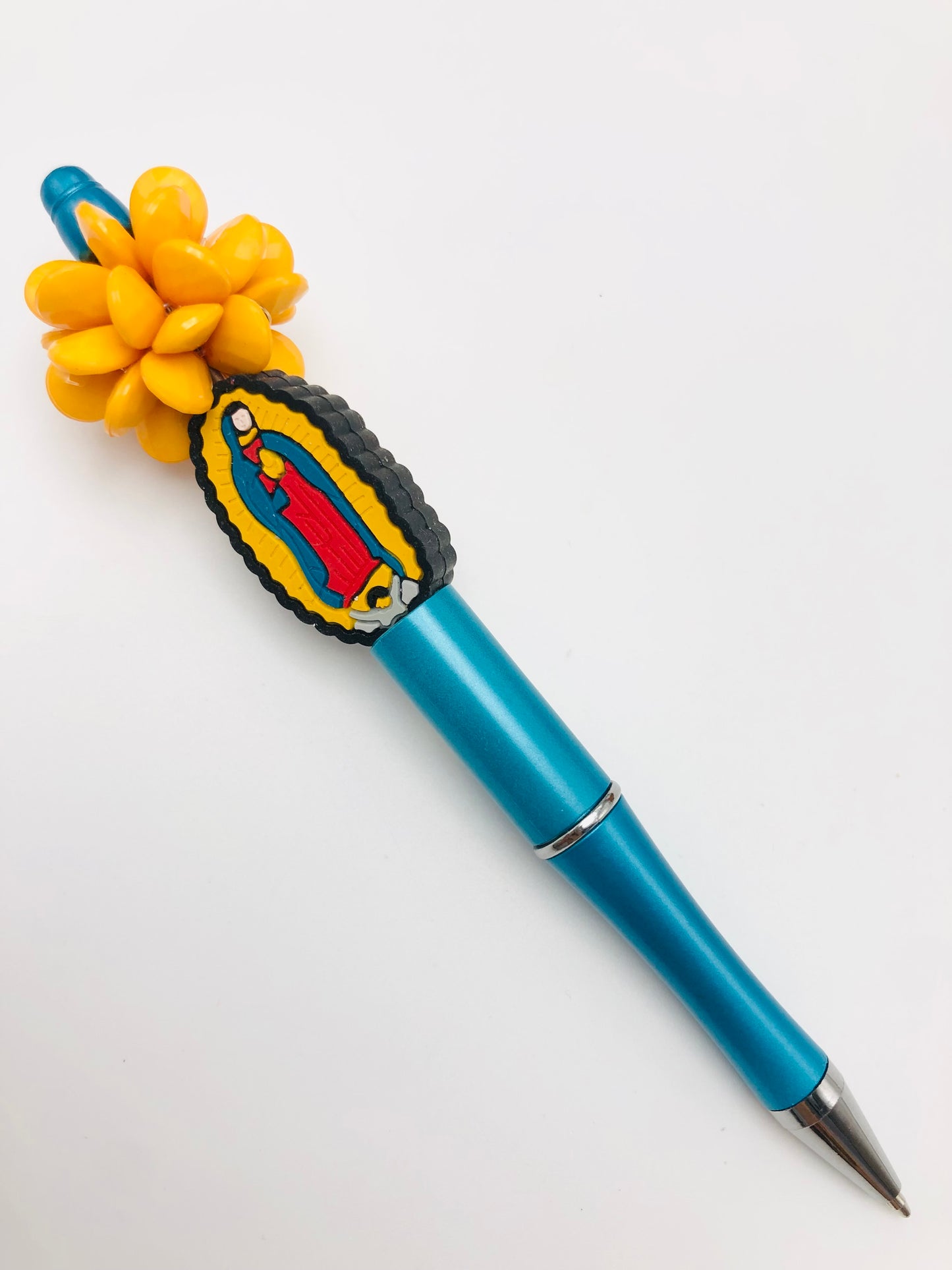 Three-dimensional flower UV Resin bead knit with hook loop attach to charm,Random Mix 32mm
