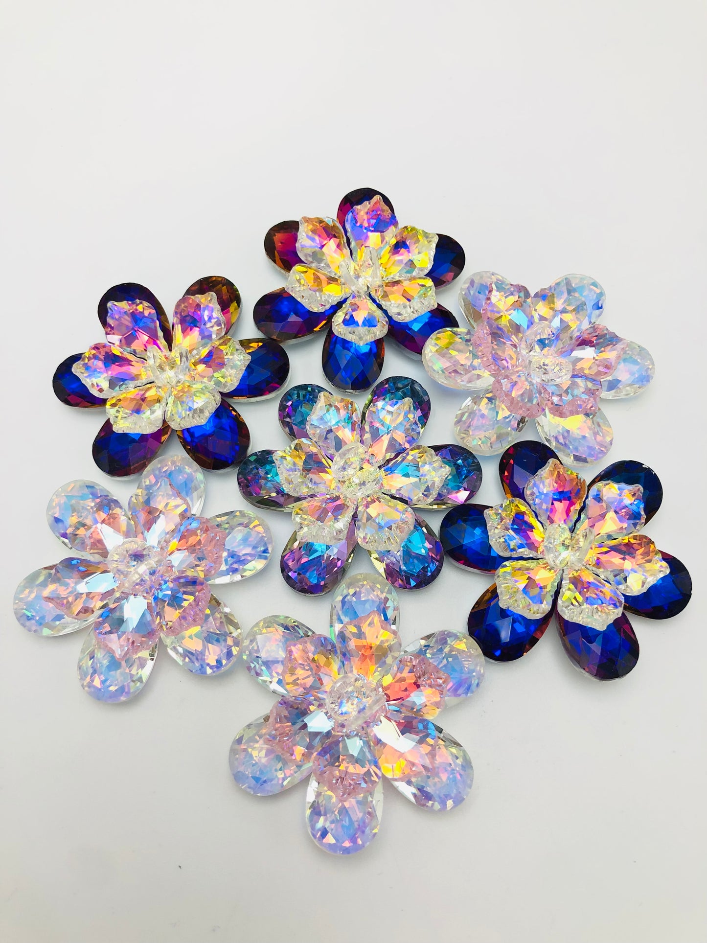 Crystal Woven crystal flower Crystal flower with pointed edge and round edge Random Mix 46mm 48mm