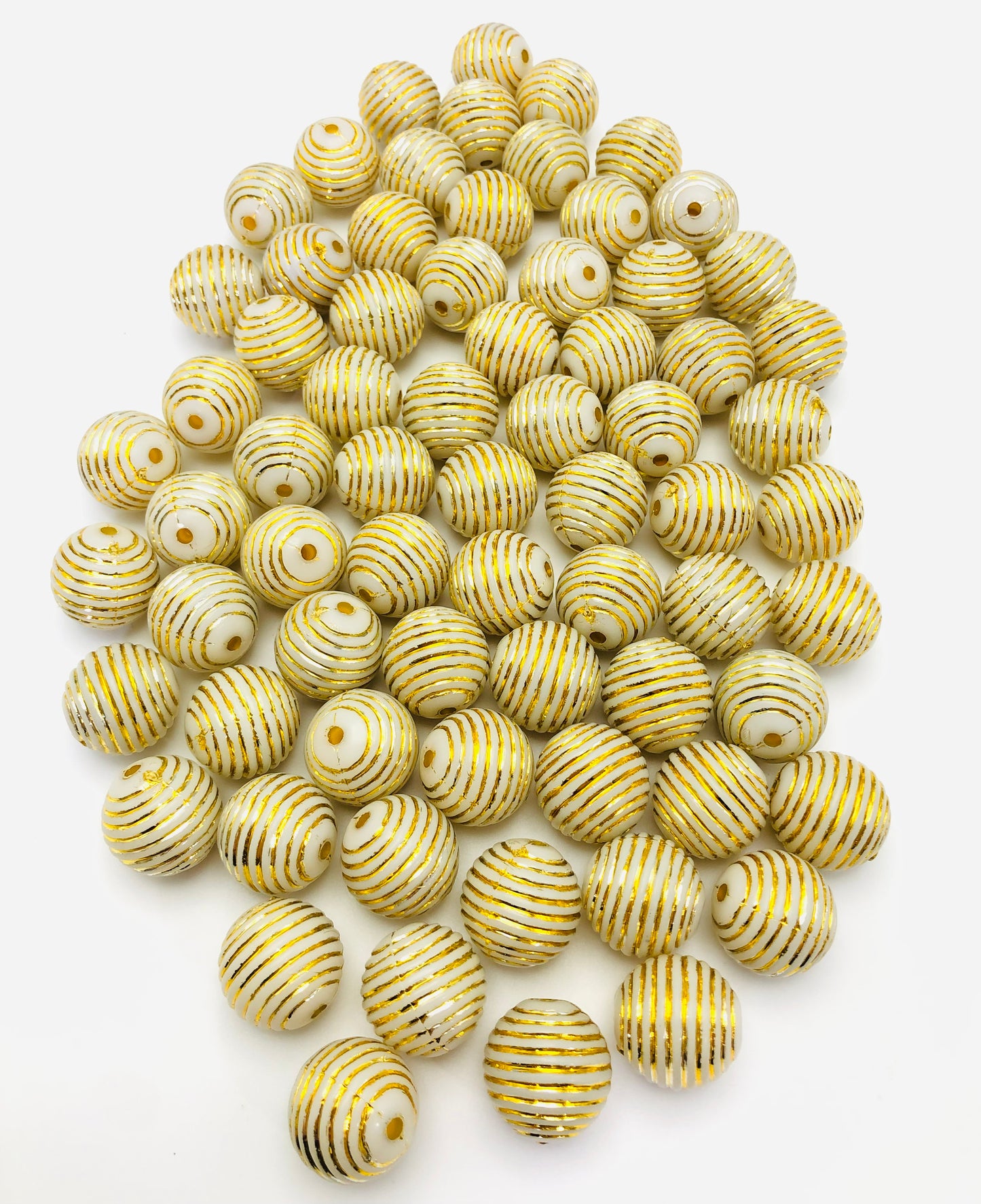 Acrylic bead Golden thread Gold hoop Bead 20mm