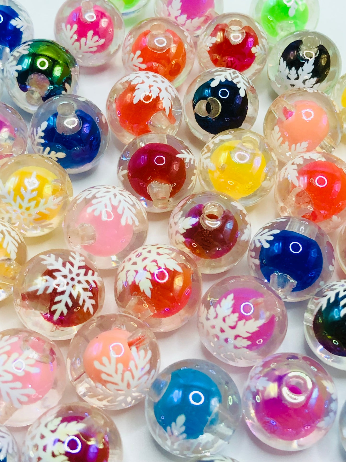 acrylic two-tone filled Christmas Snowflake and spiral Bead 16mm Random Mix