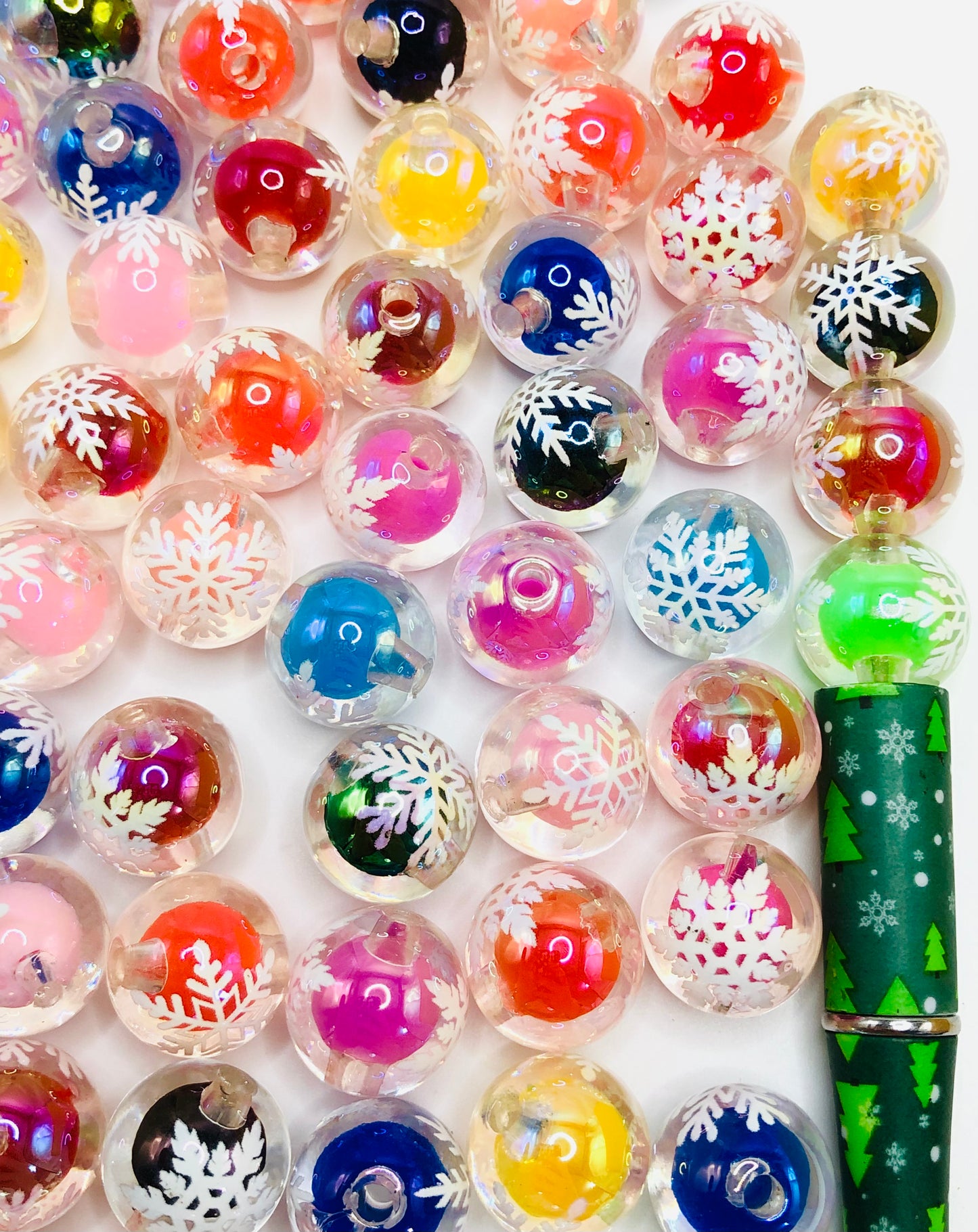 acrylic two-tone filled Christmas Snowflake and spiral Bead 16mm Random Mix