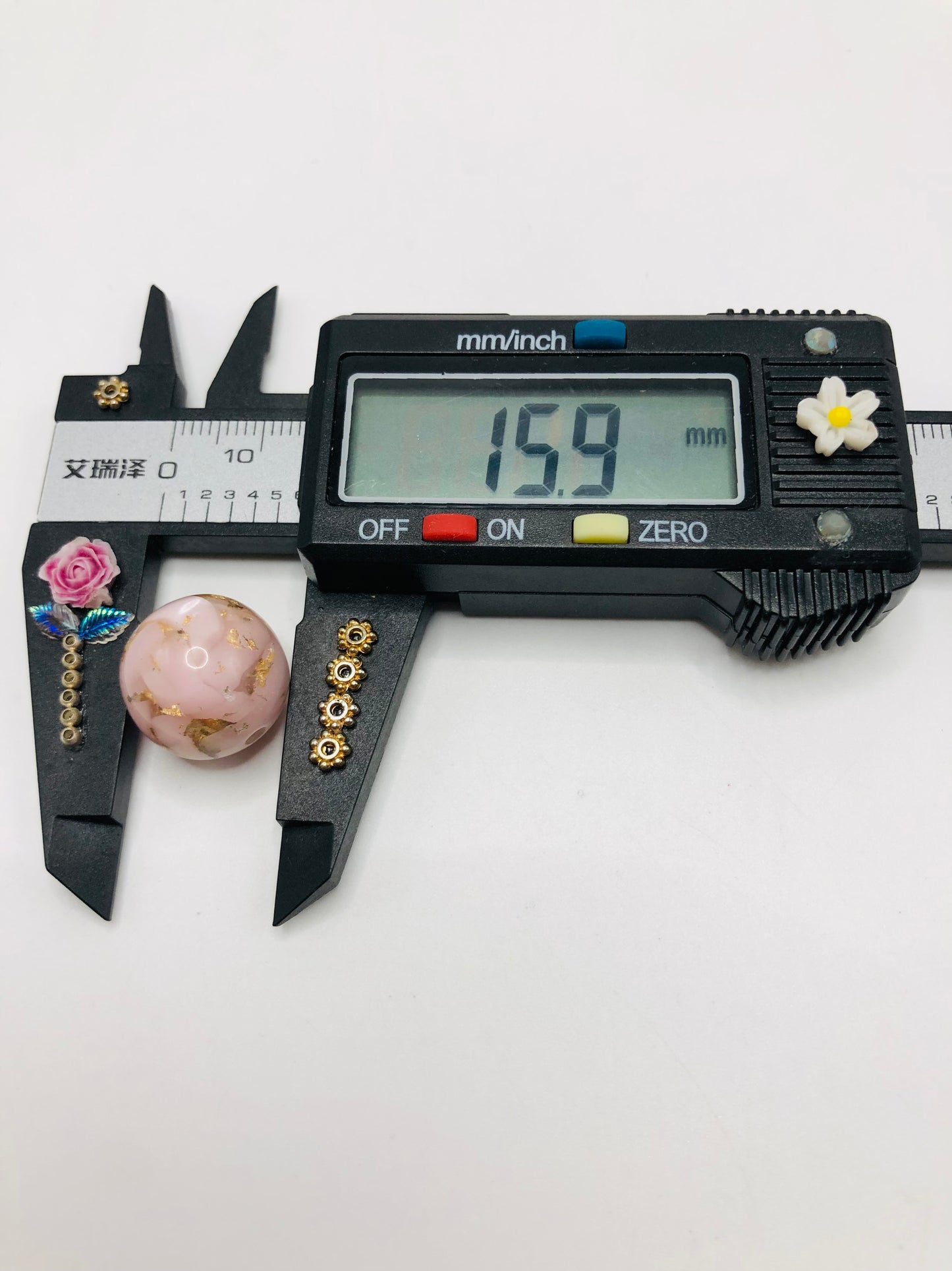 acrylic pink Moon Gold foil marble look Bead 16mm Random Mix