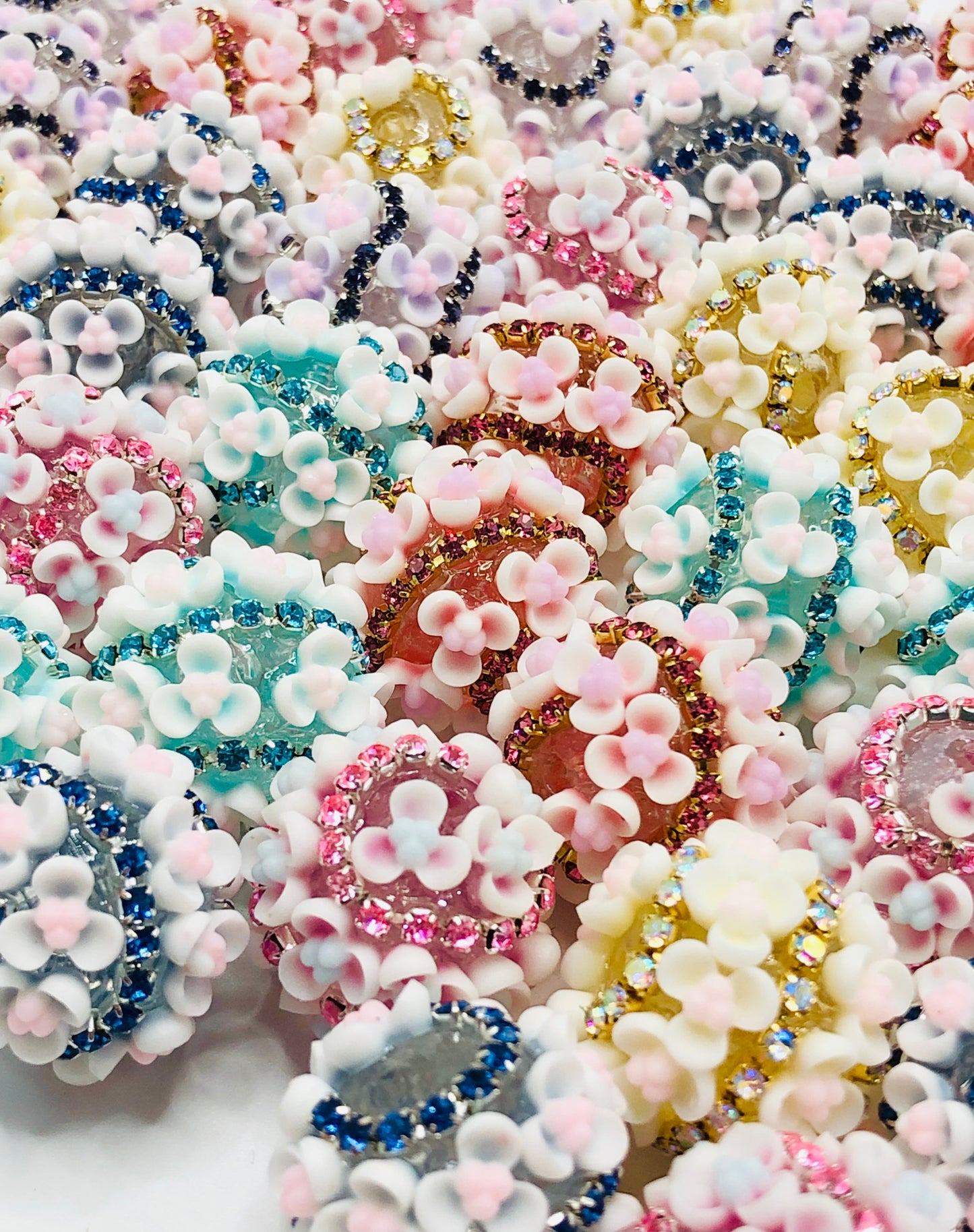 Flower bead Chain with Rhinestone lily Bead Translucent acrylic Floral beads Random Mix 21mm