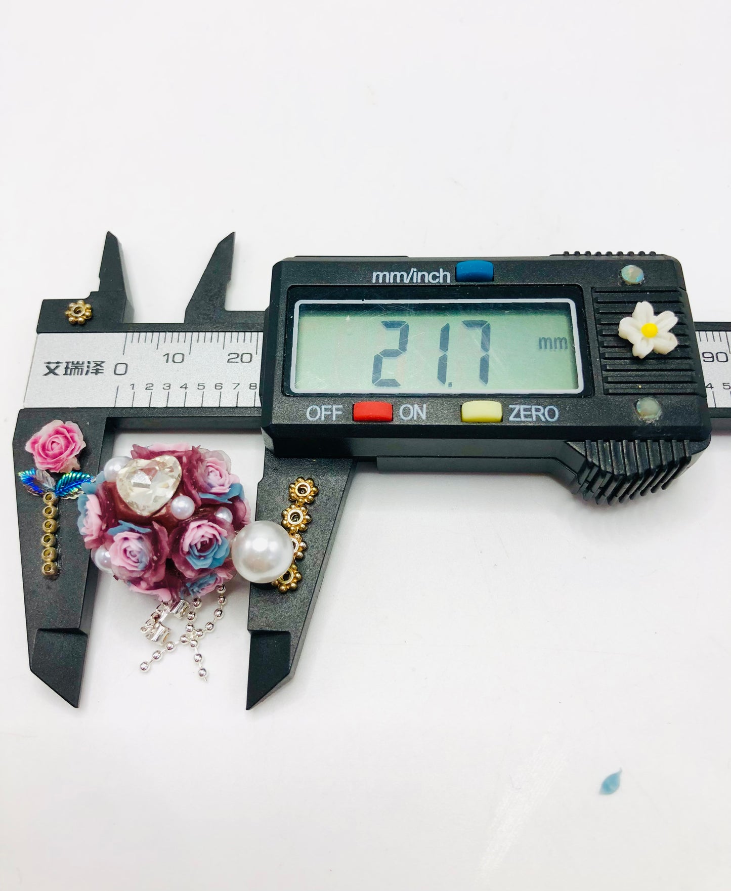 flower with dangling Flower bead Chain pendant heart Rhinestone Pearl pendant Clay flower beads Random Mix 22mm