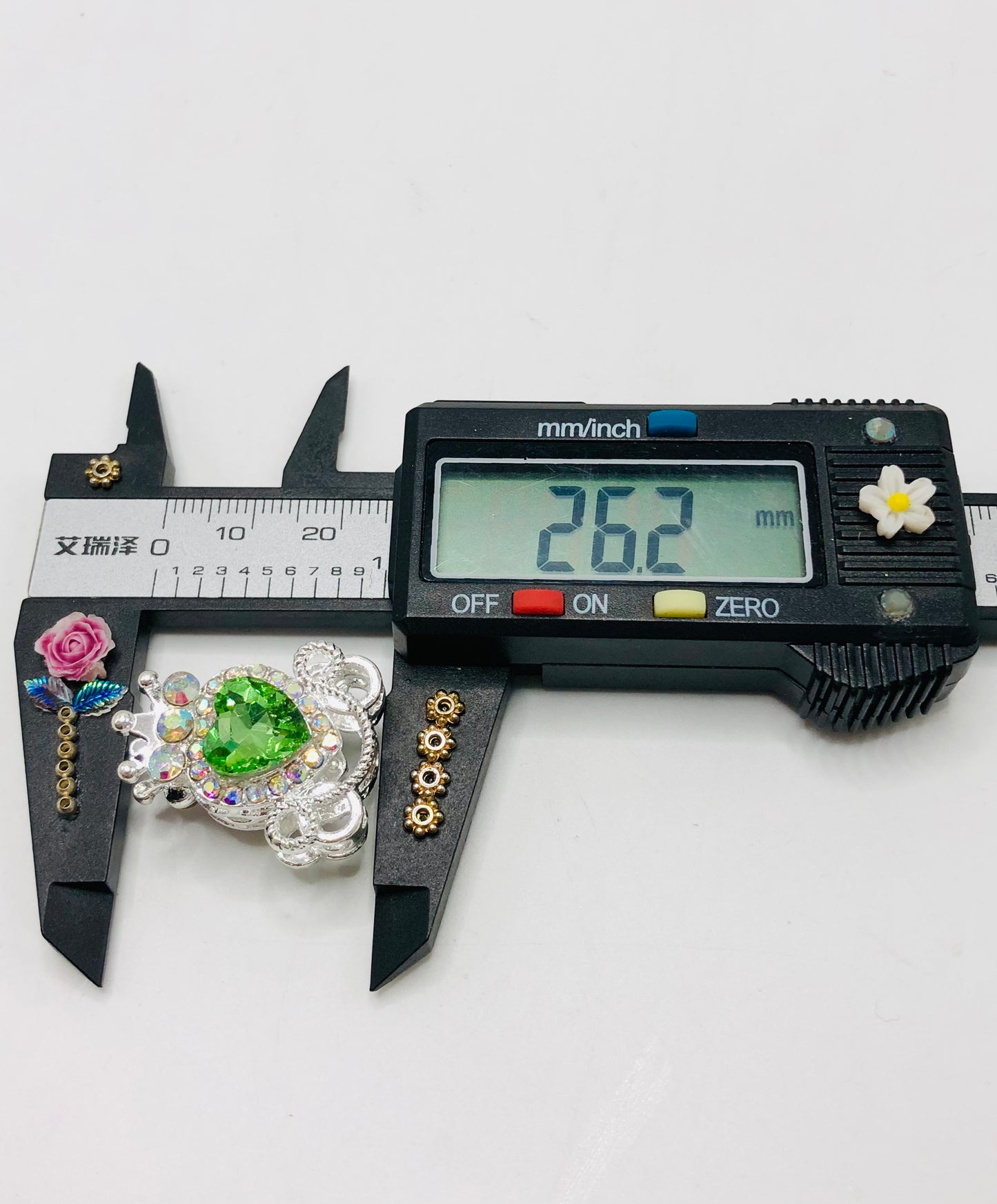 fancy alloy metal Pumpkin wagon chroma heart rhinestone pumpkin carriage with crown String of beads high(26mm)breadth(22mm) Random Mix