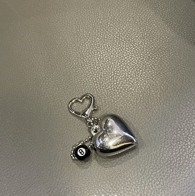 Big heart-shaped pearl keychain A sense of sophistication Bag pendant Keychain pendant Random Mix