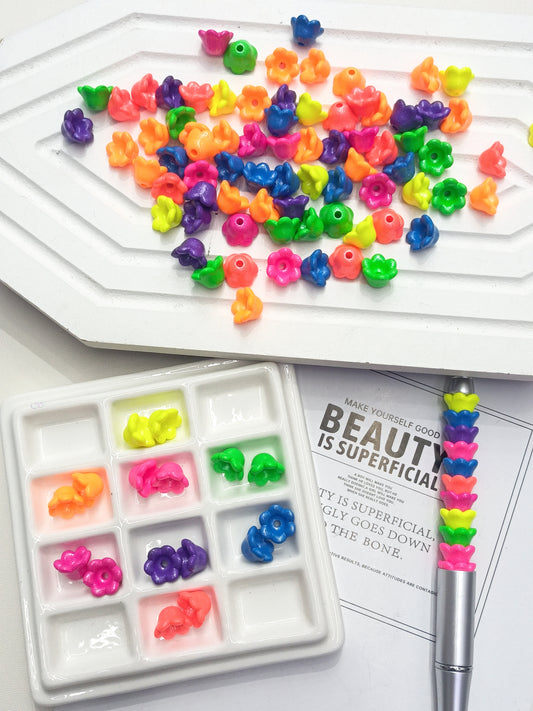 Acrylic flowers bead Flower-spacer beads Lavender flower Colored flower bead holder for diy pen diy bracelete 12mm*17mm Random Mix