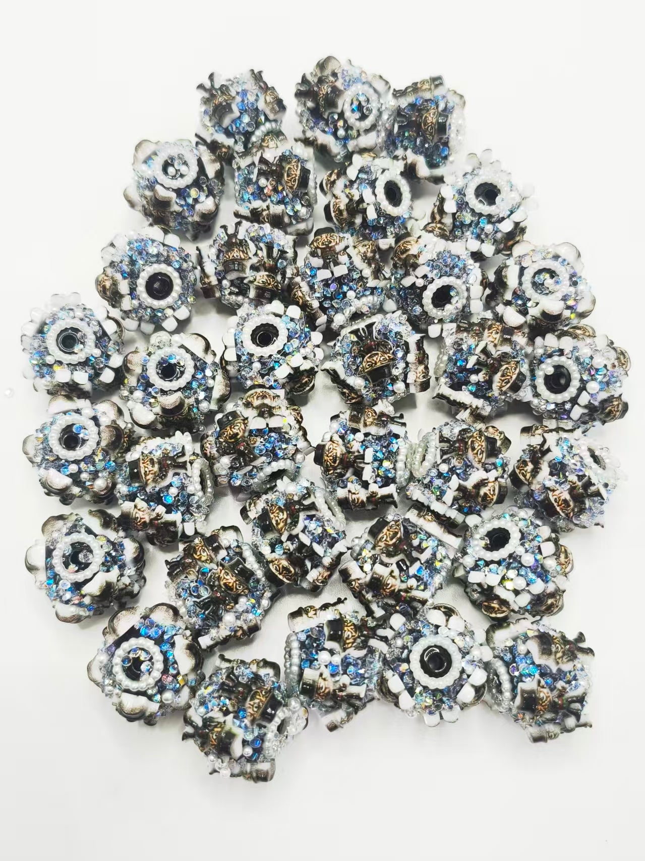 grinch Puppet beads Horror Terrible The protagonist of a horror movie Acrylic water droplet bead string jewelry Halloween Series Random Mix