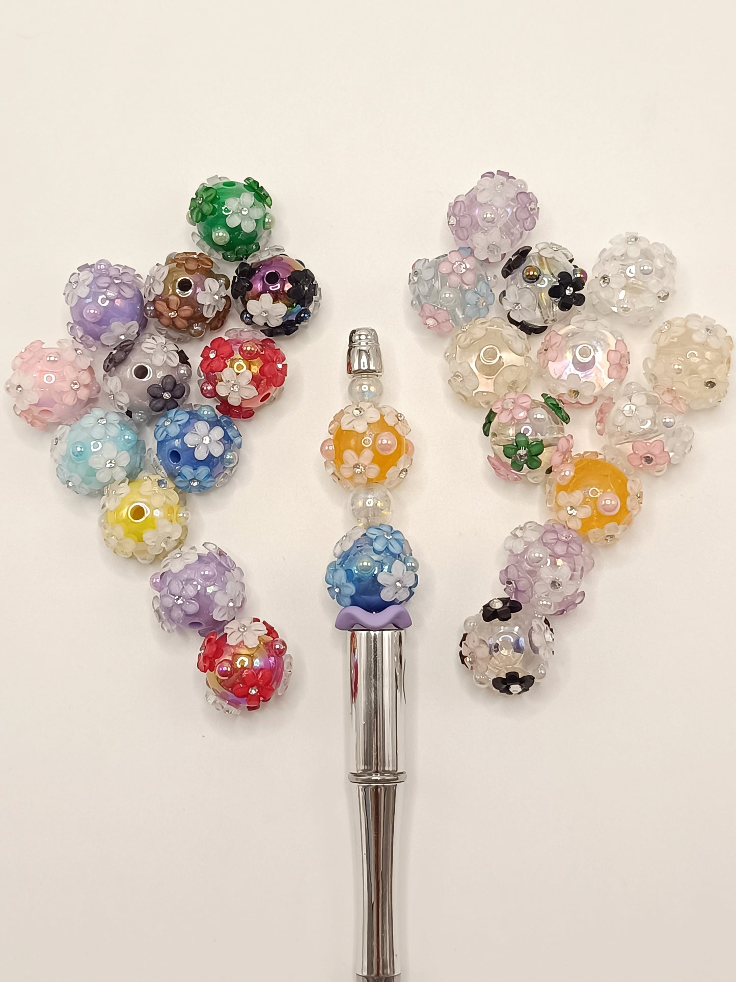 Flower bead 3D Flower Bead Solid 3D And clear Acrylic Fancy Beads And Colored Small Flowers With Pearl Rhinestones,16mm Fancy-460