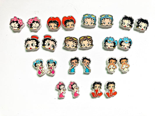 Betty Acrylic bead string Sexily attractive woman Random Mix