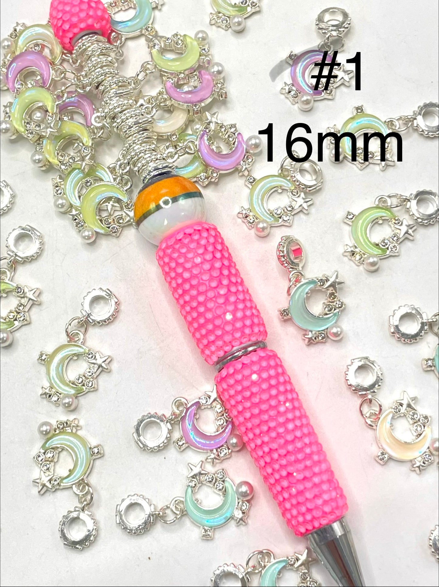 Pendant dangle charm fancy bead random mixed