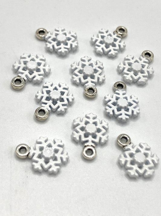 Alloy pendant Pearl white Metal snowflake jewelry Pendant jewelry 10mm