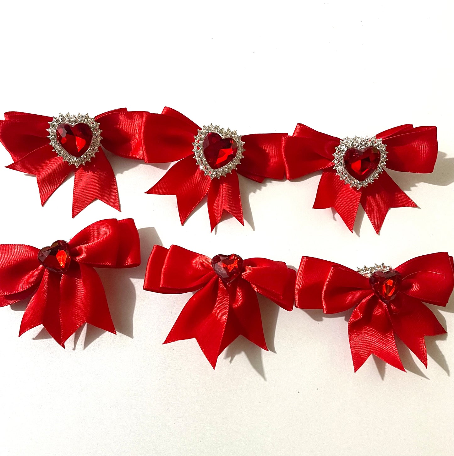 beaded beadable fancy bow bead with crystal heart textile bow ,colored,random mix