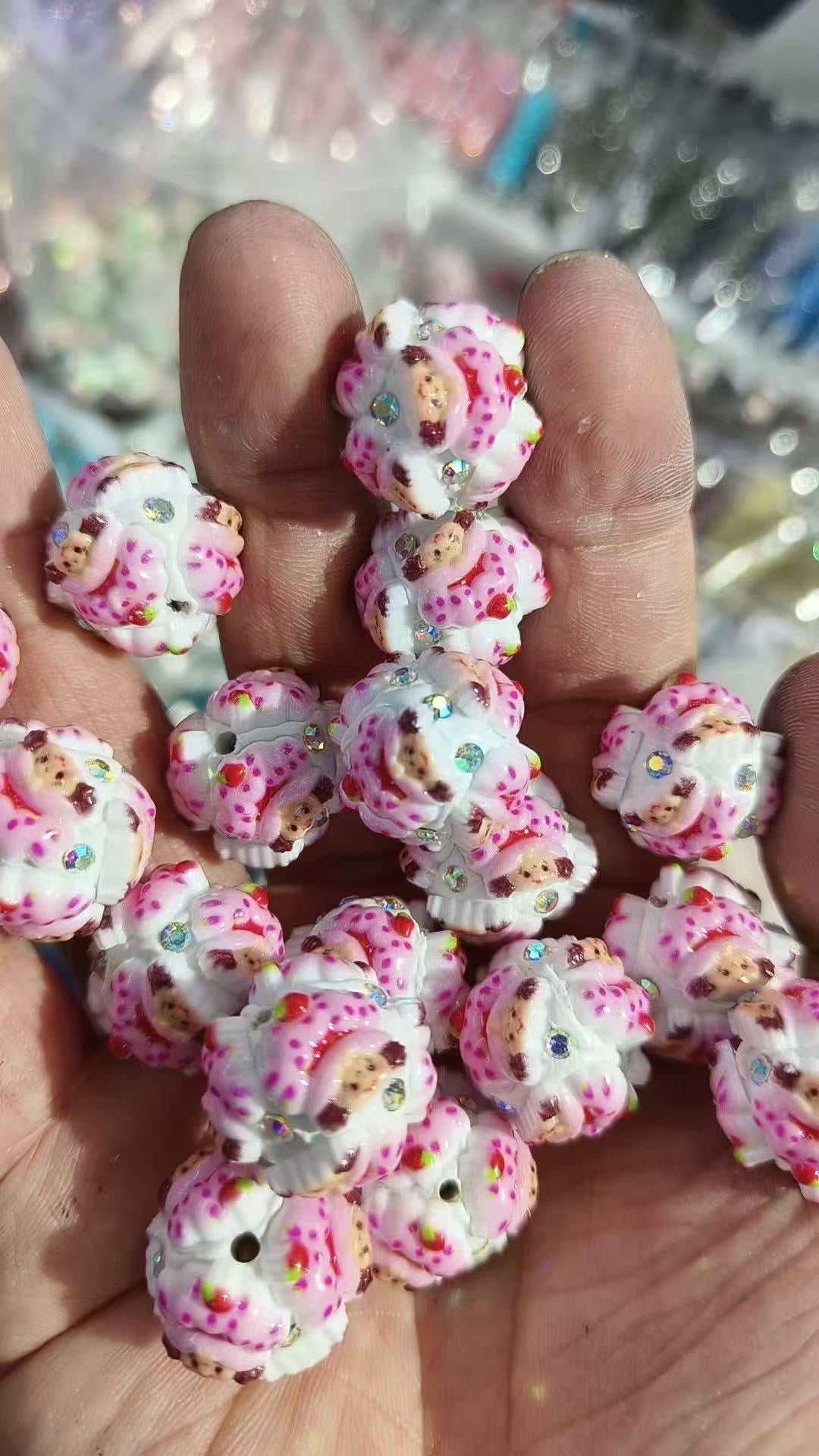 Christmas beads short cake girl grinch