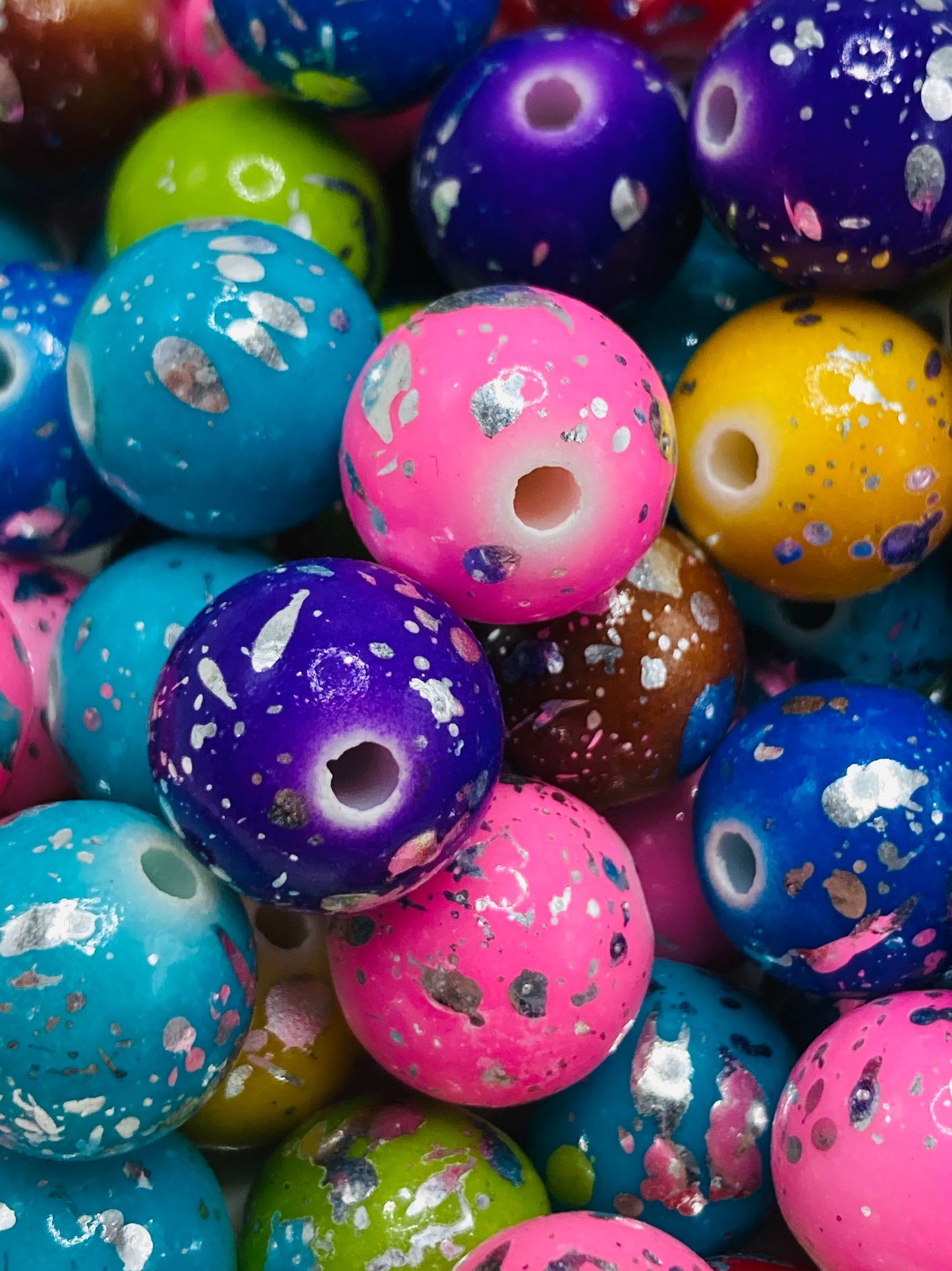 Acrylic beads Gold points and silver points Painted beads Colored gold and silver spotted beads 16mm—18mm Random Mix
