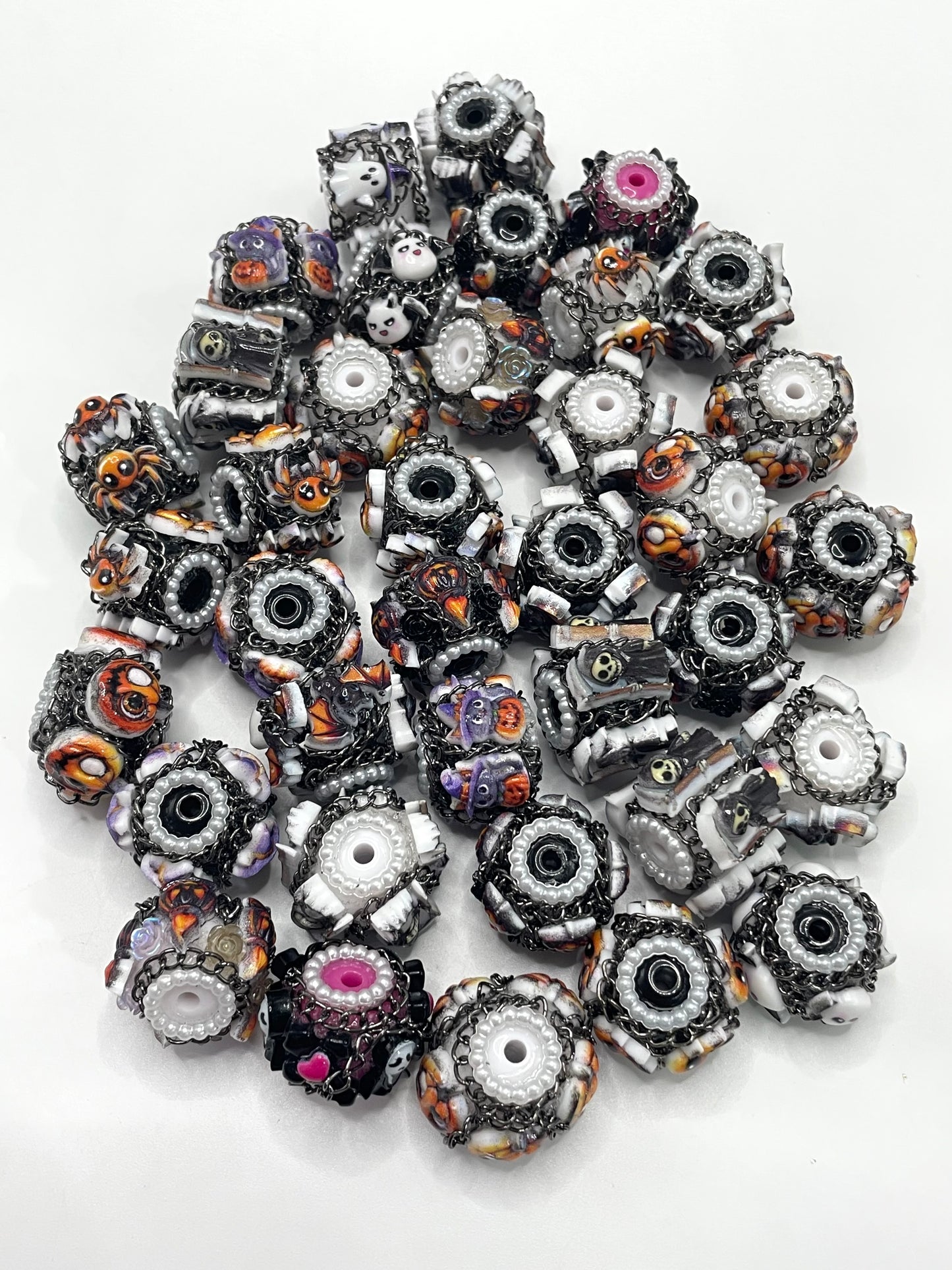 Halloween Series Terror-themed beads Black chain Pearl gasket spacer Acrylic beads 18mm Random Mix