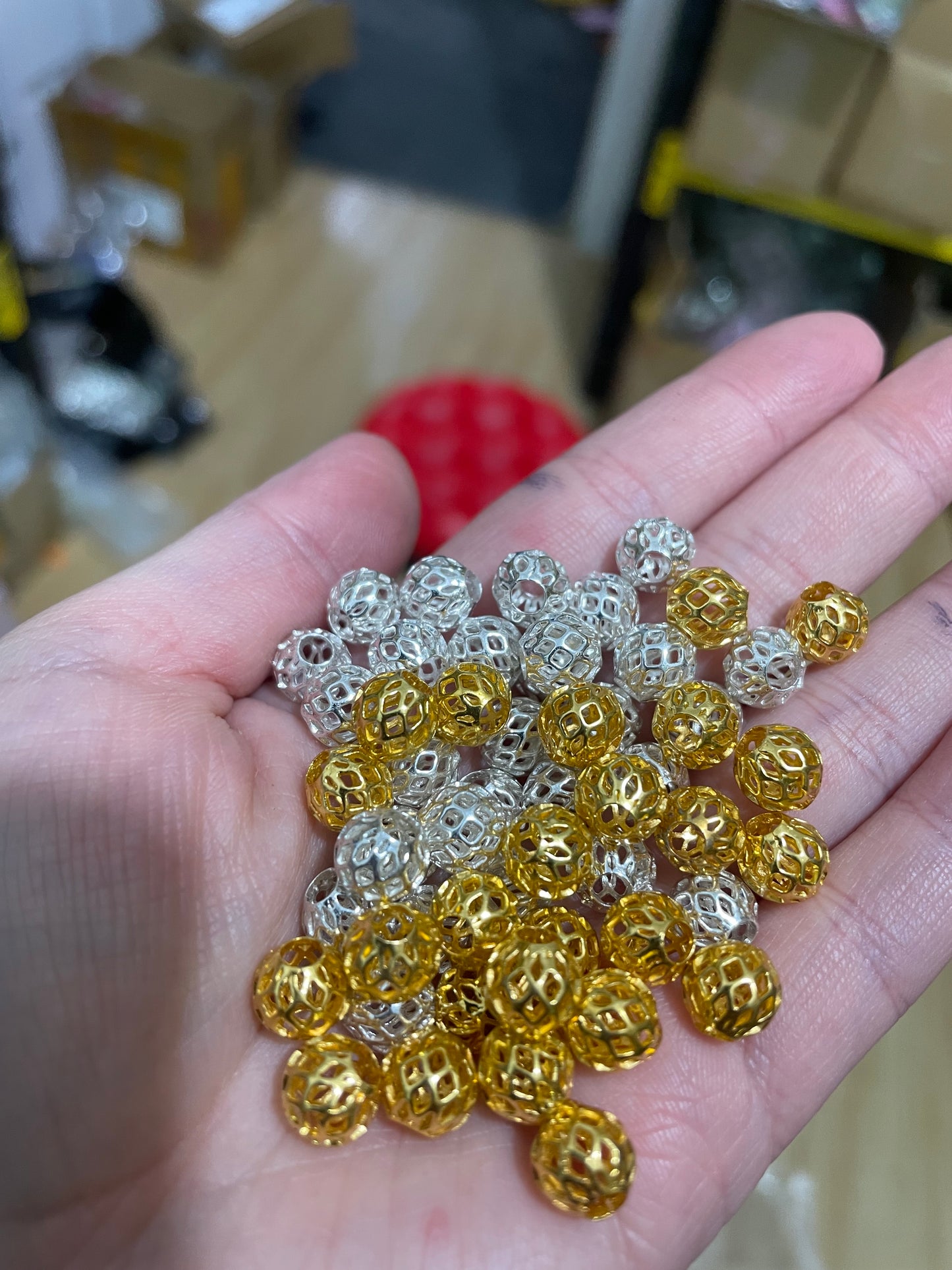 Lanterns Skeleton Hollow Out Round Ball Spacers,8mm