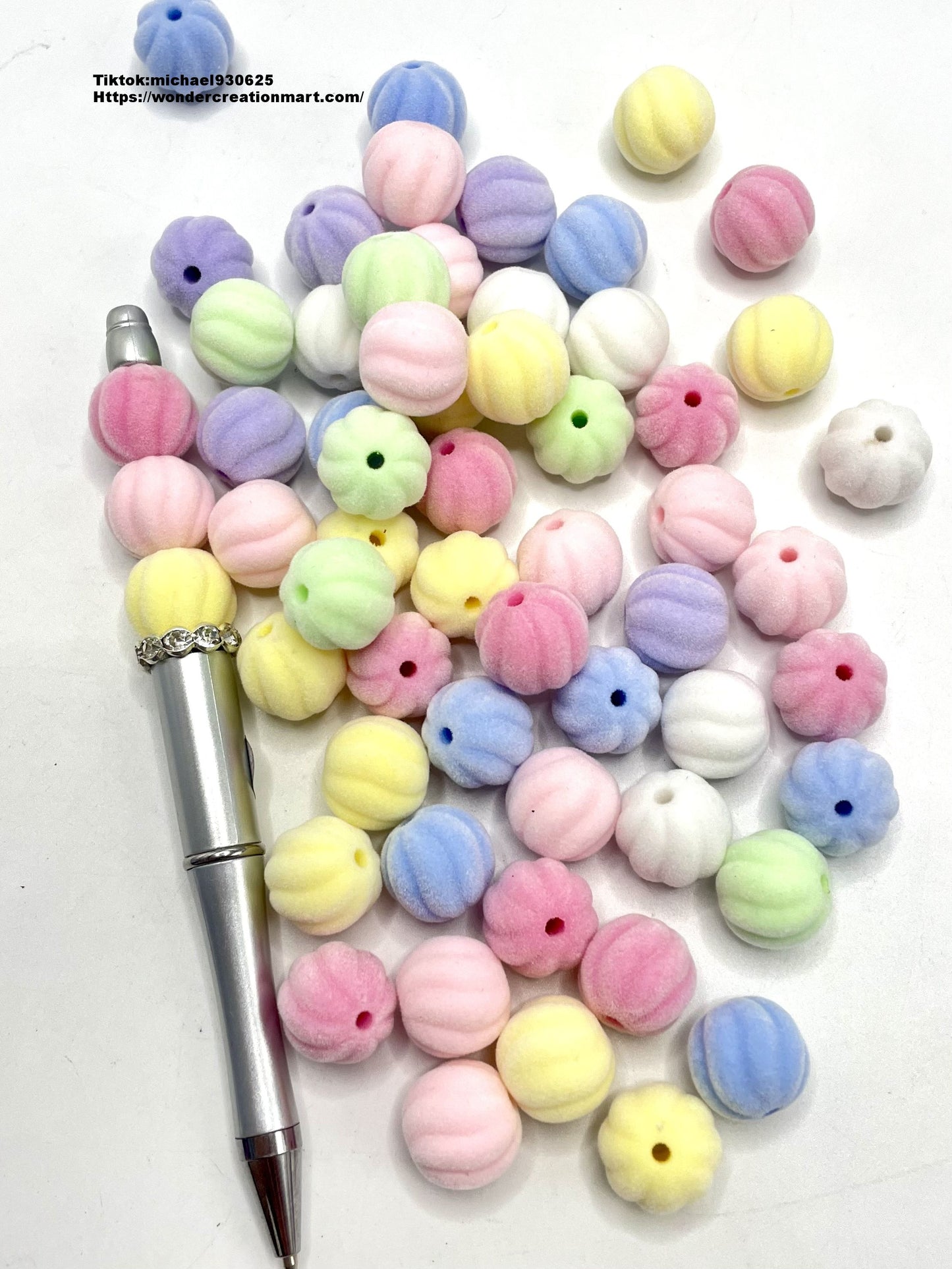 Flocked Multicolor Acrylic Pumpkin Beads,Random Mix,16mm