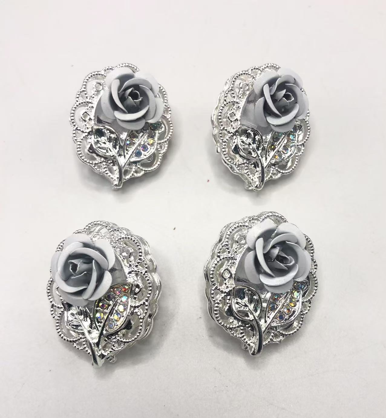 fancy alloy Metal beads Metal rose Alloy beads Multicolored roses and silver flower bases 24mm Random Mix
